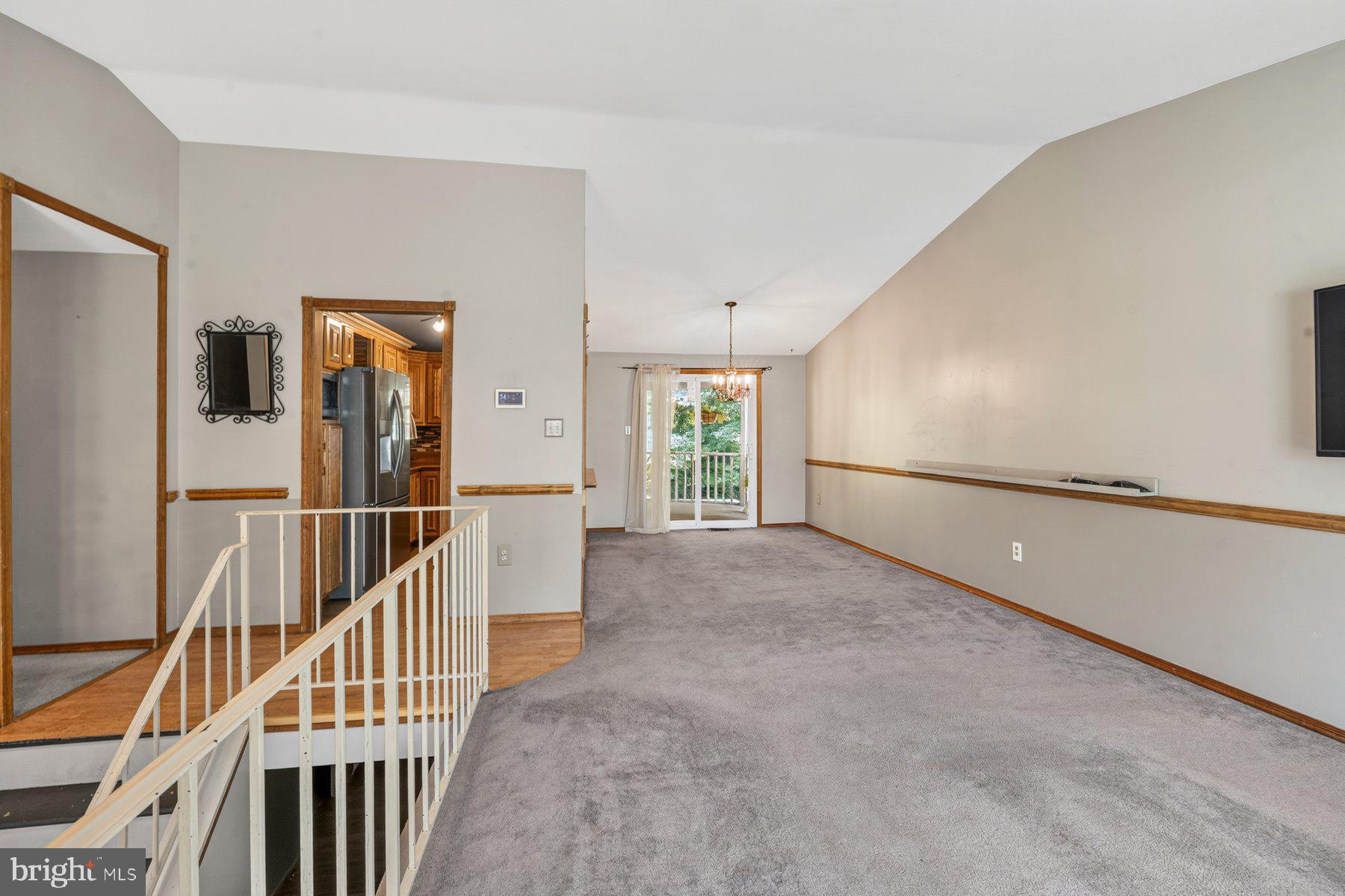 HILLSDALE - Residential