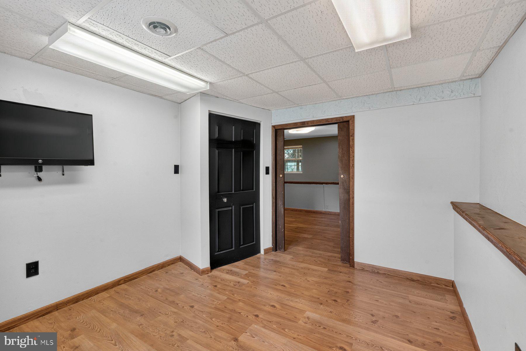 HILLSDALE - Residential