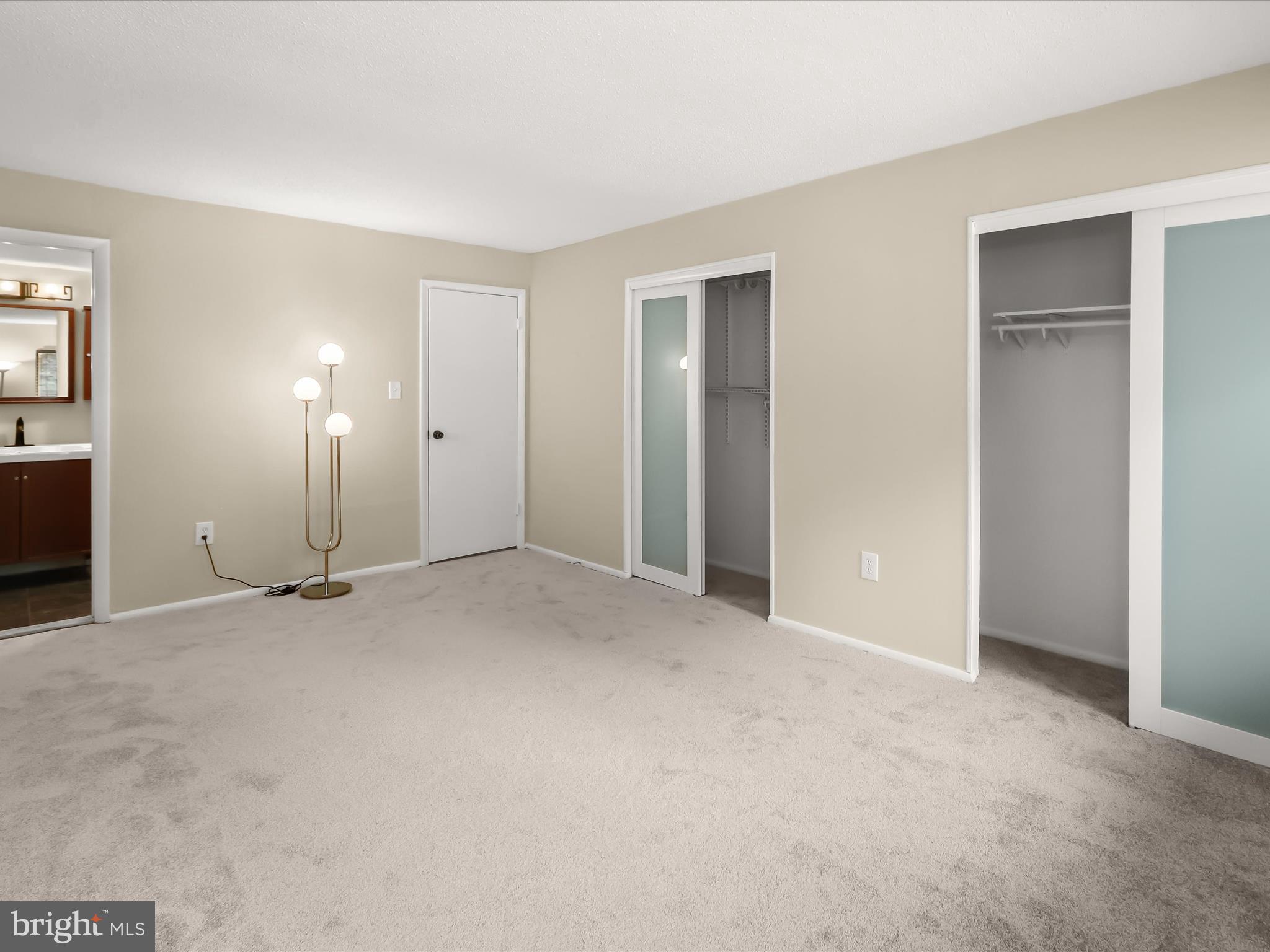 ROCKLAND RUN - Residential
