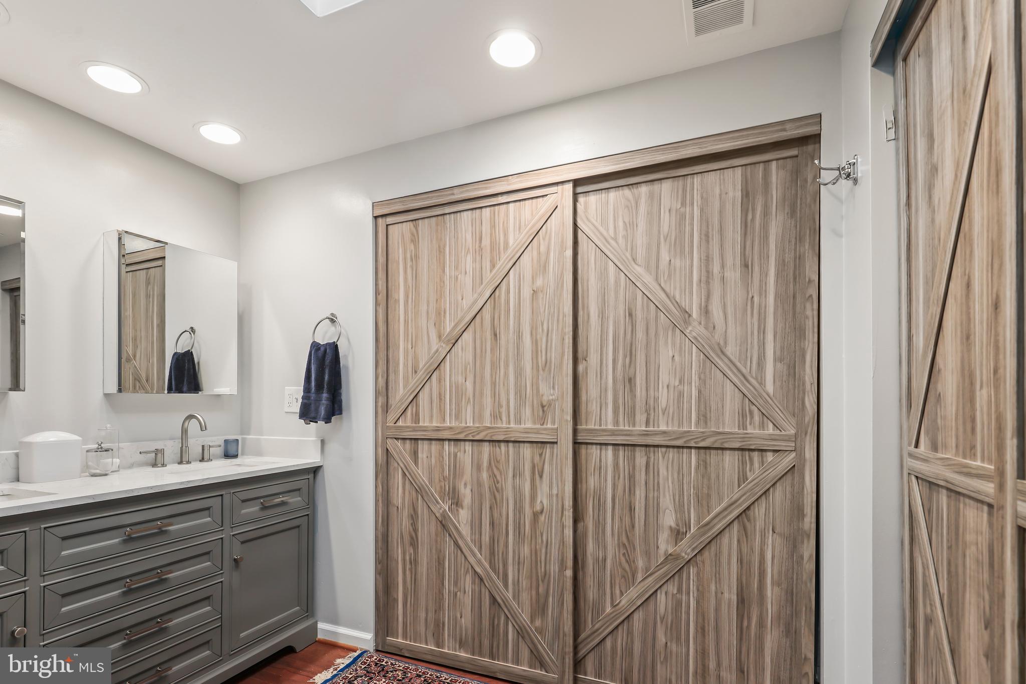 CLARKS CROSSING - Residential