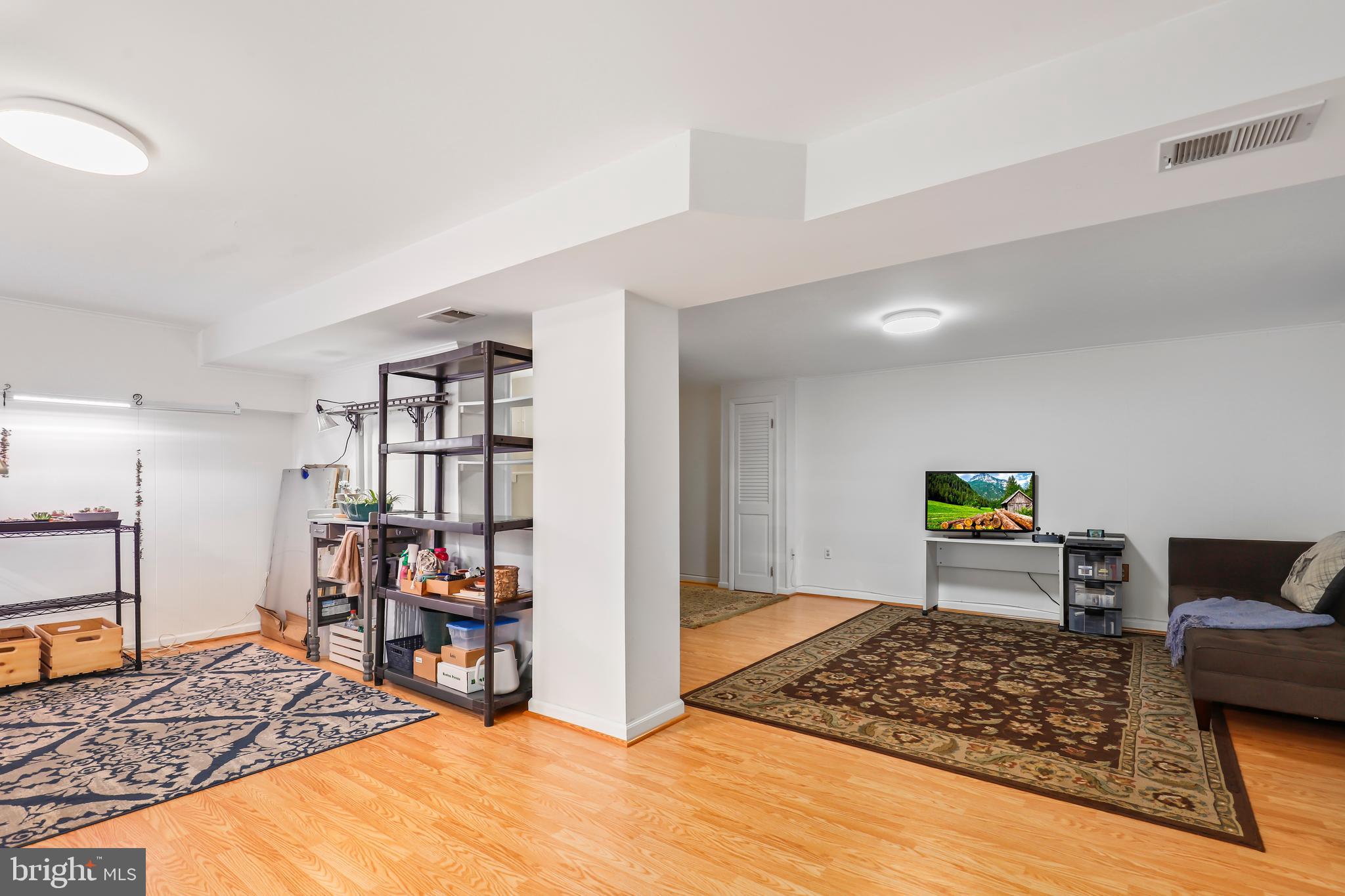 CLARKS CROSSING - Residential