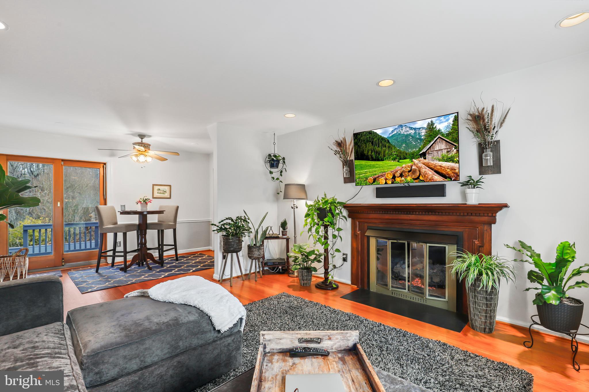 CLARKS CROSSING - Residential