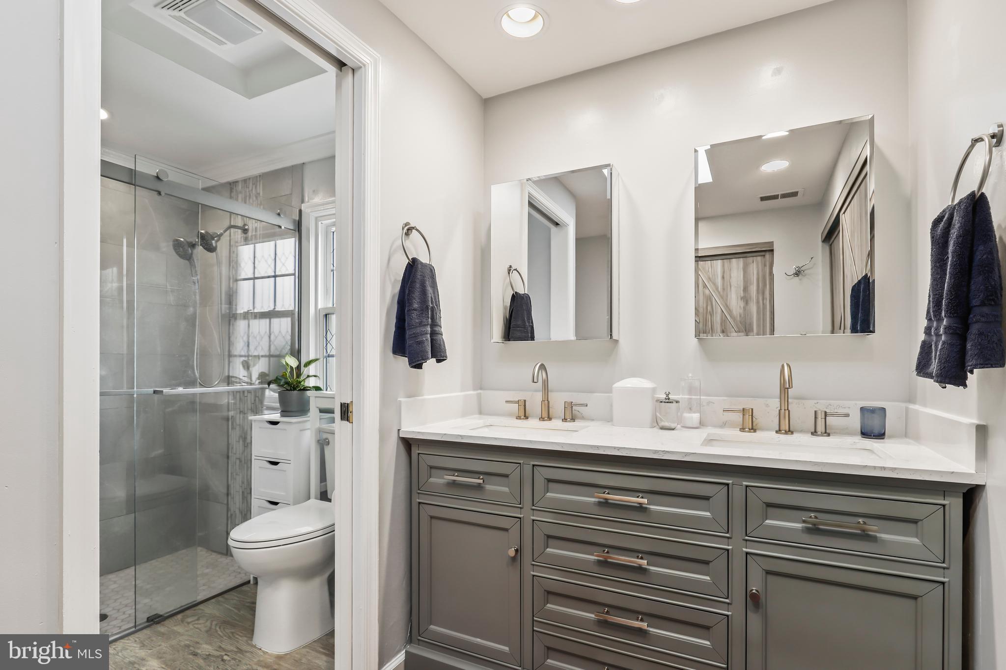 CLARKS CROSSING - Residential