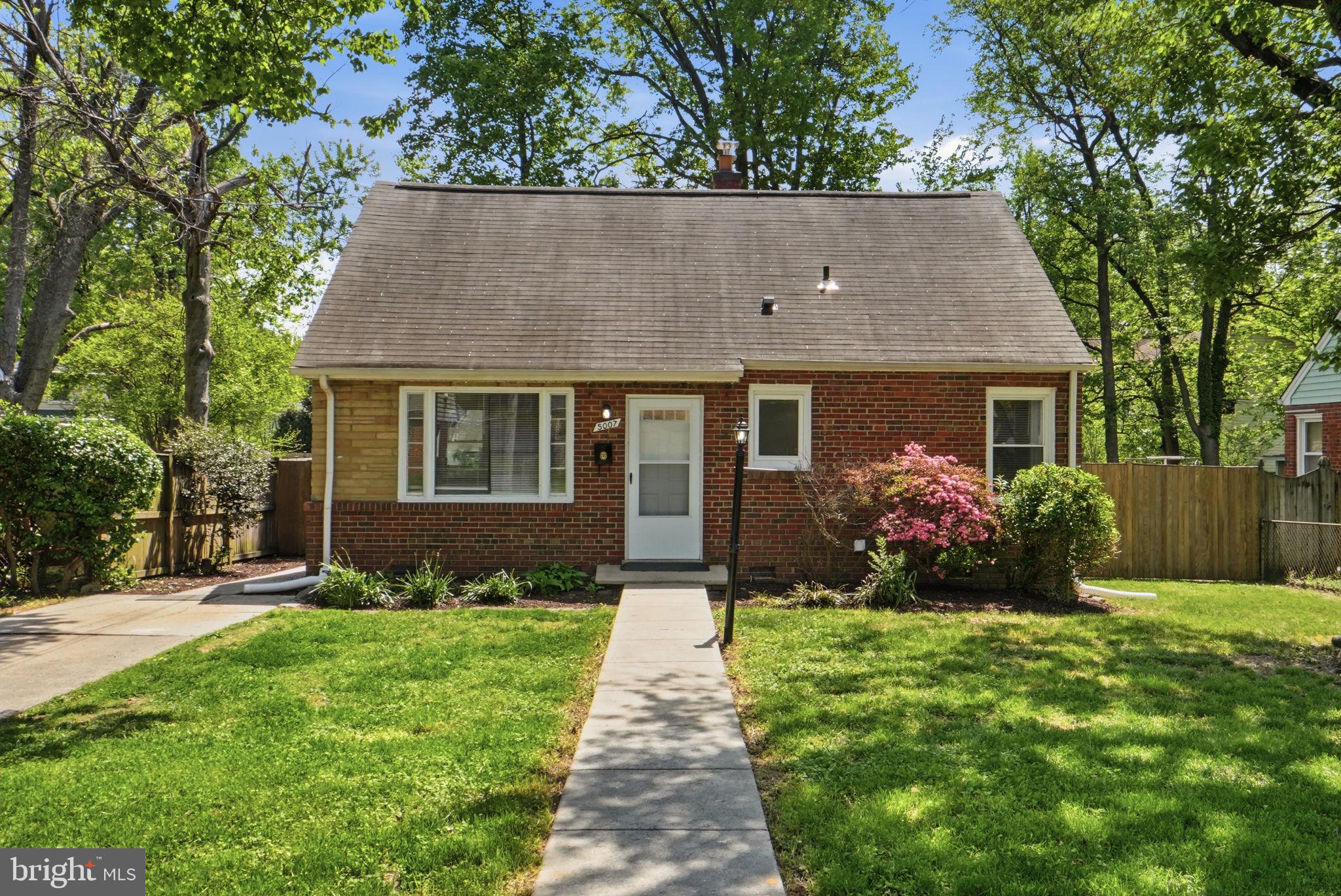 OAK SPRING - Residential