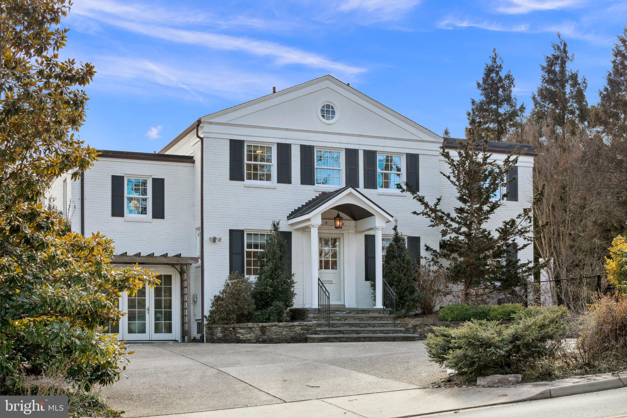 COUNTRY CLUB HILLS - Residential