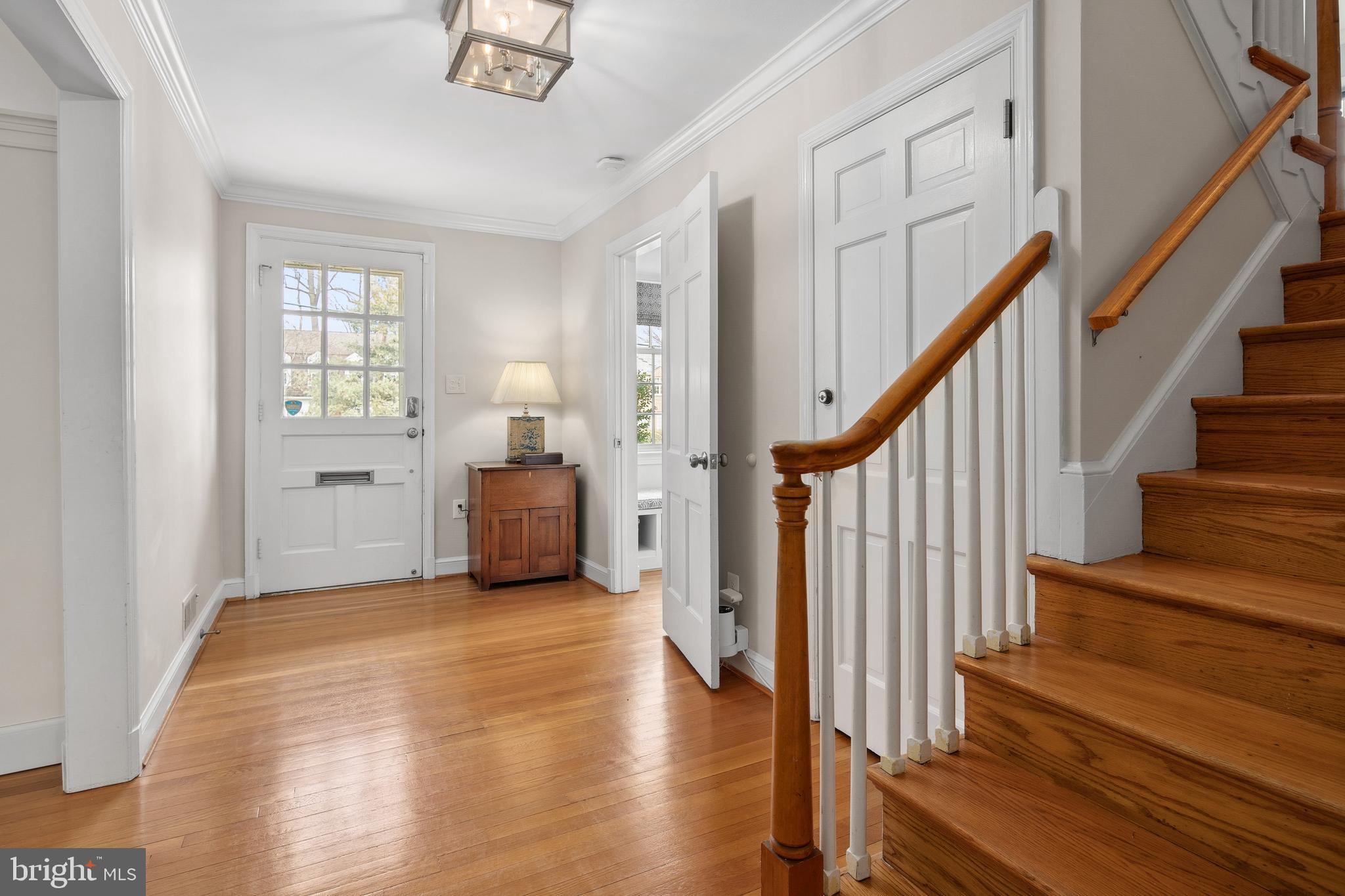 COUNTRY CLUB HILLS - Residential