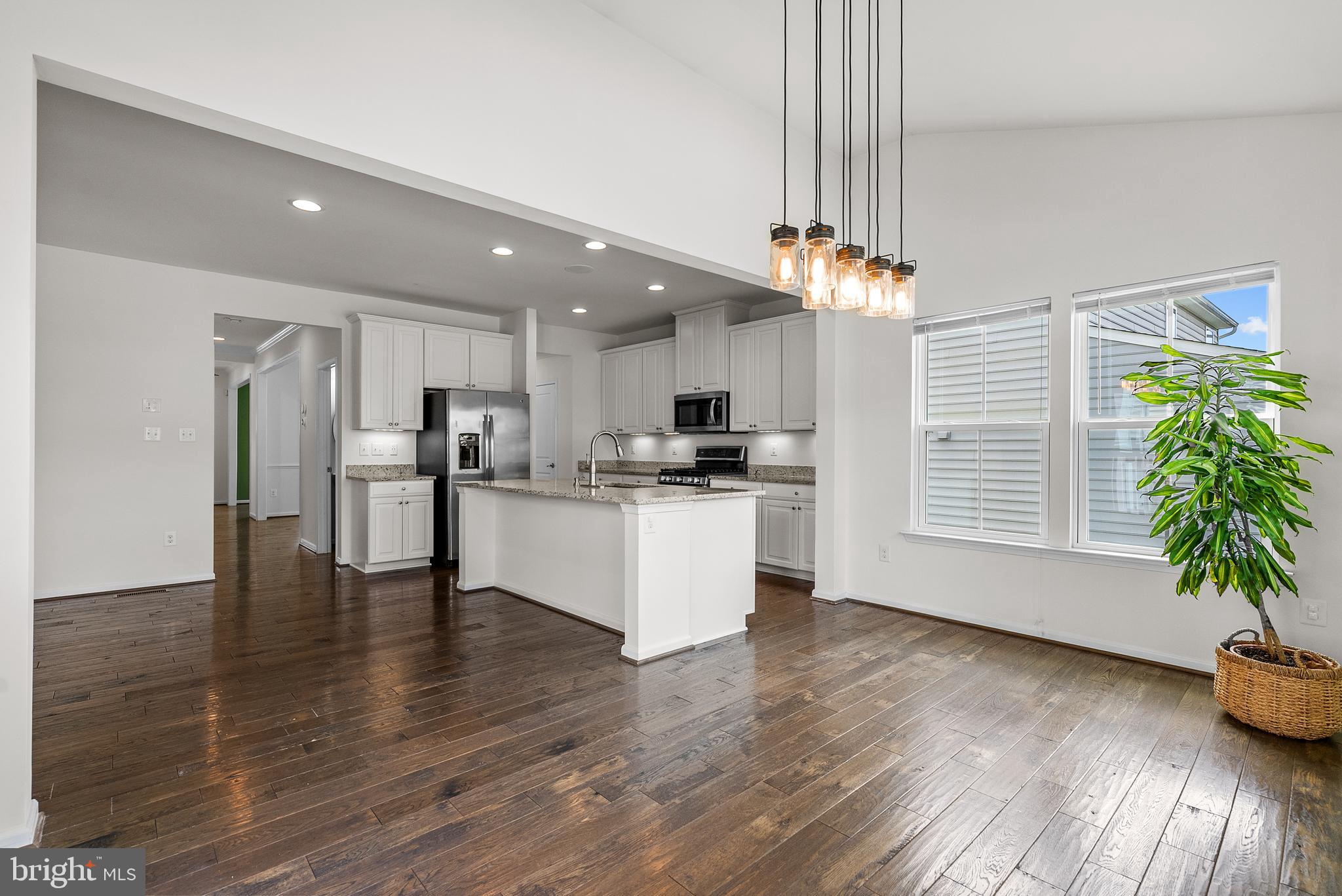 LAKE FREDERICK - Residential
