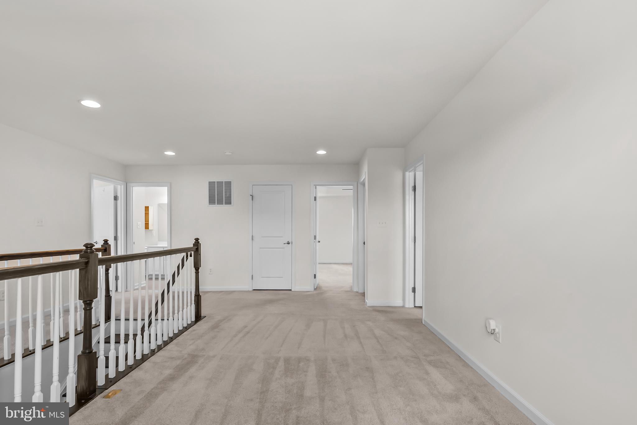 LAKE FREDERICK - Residential