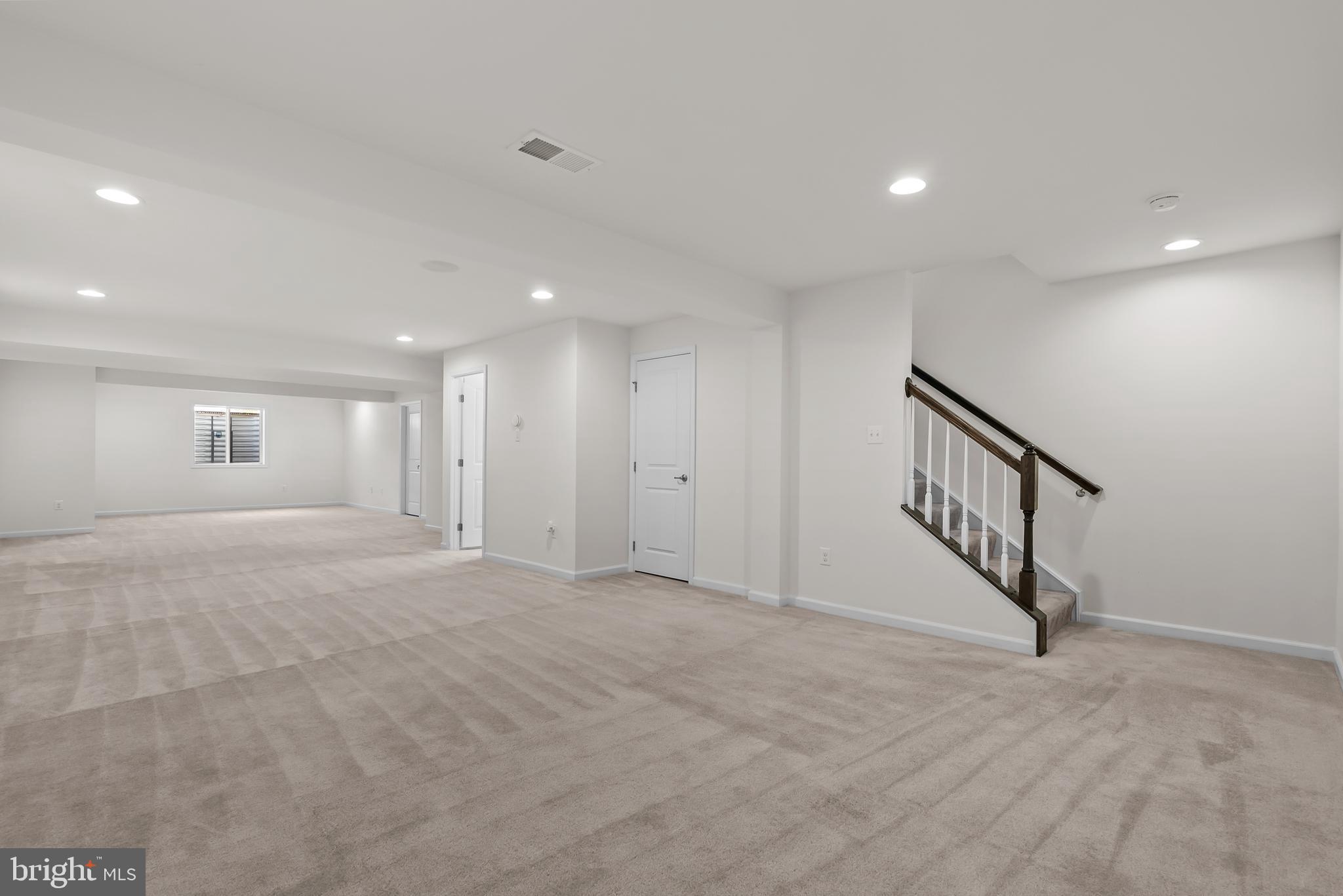 LAKE FREDERICK - Residential