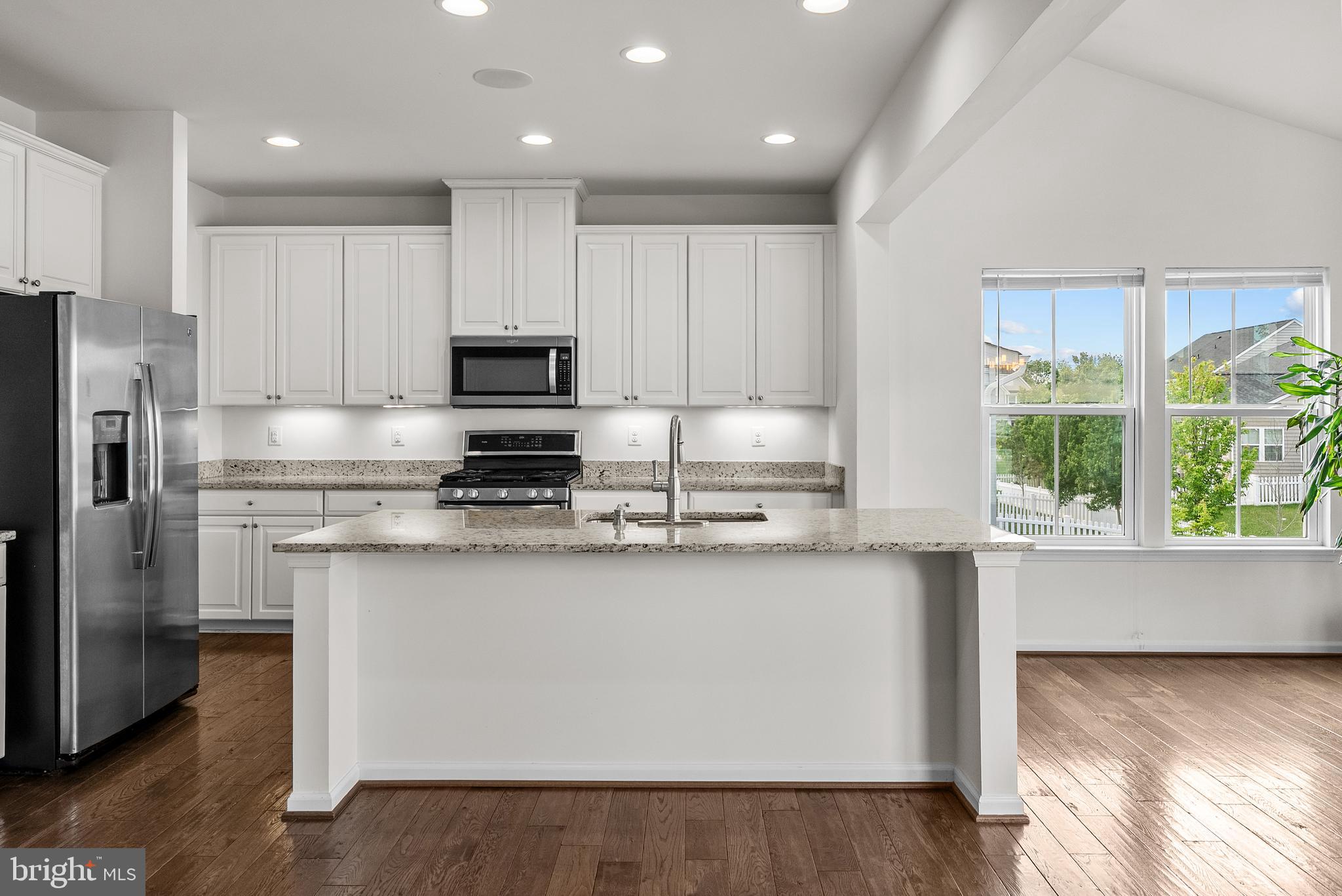 LAKE FREDERICK - Residential