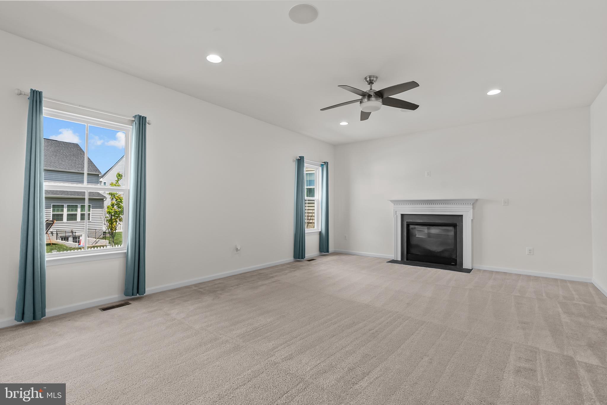 LAKE FREDERICK - Residential
