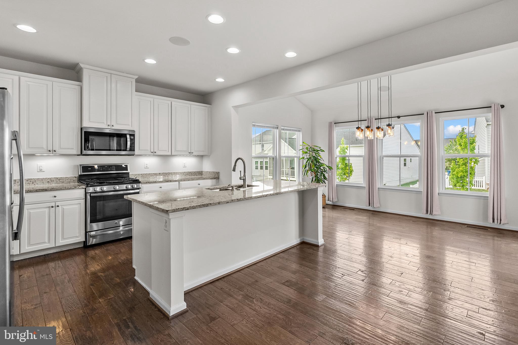 LAKE FREDERICK - Residential