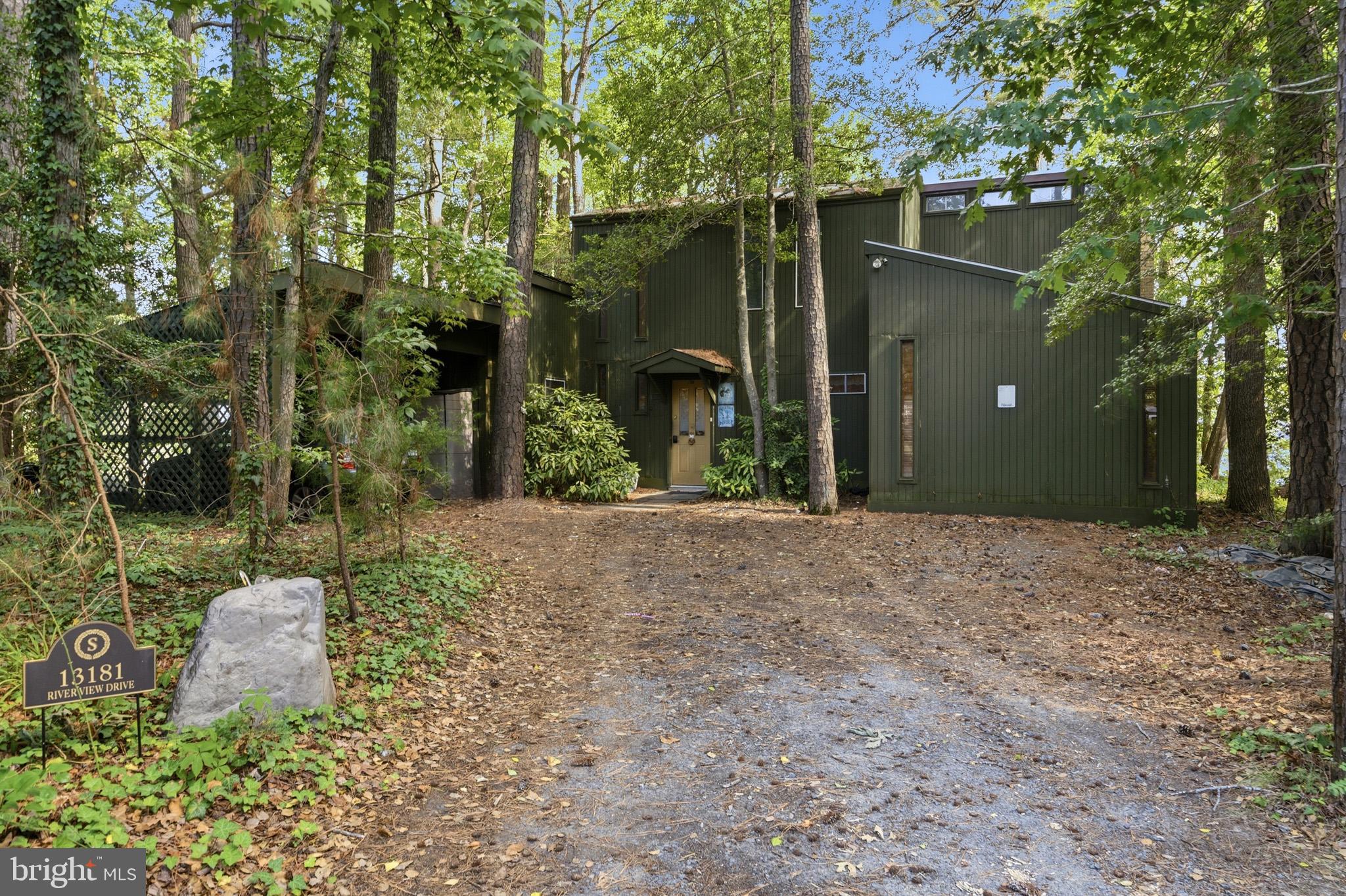 DRUM POINT - Residential