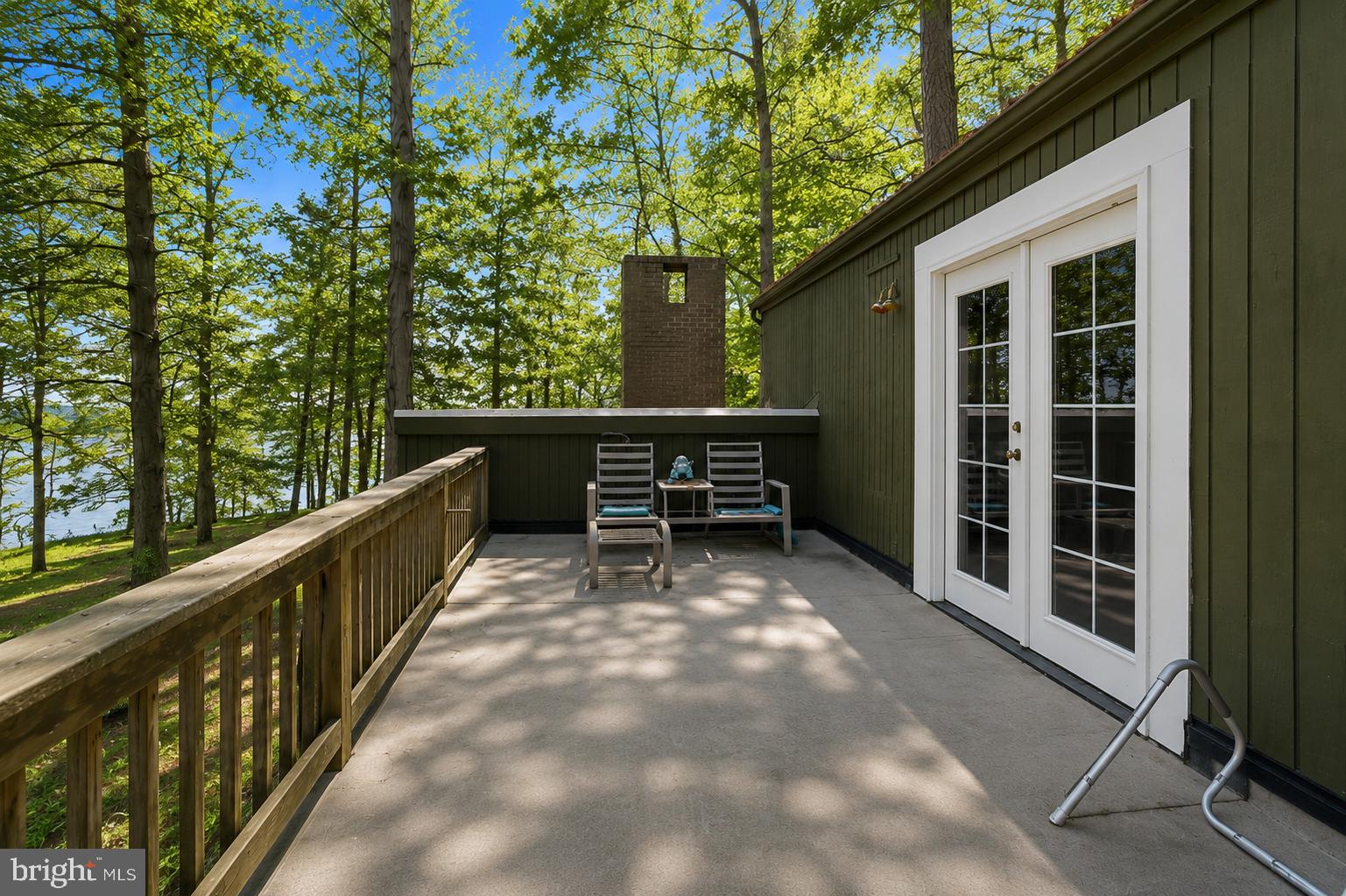 DRUM POINT - Residential