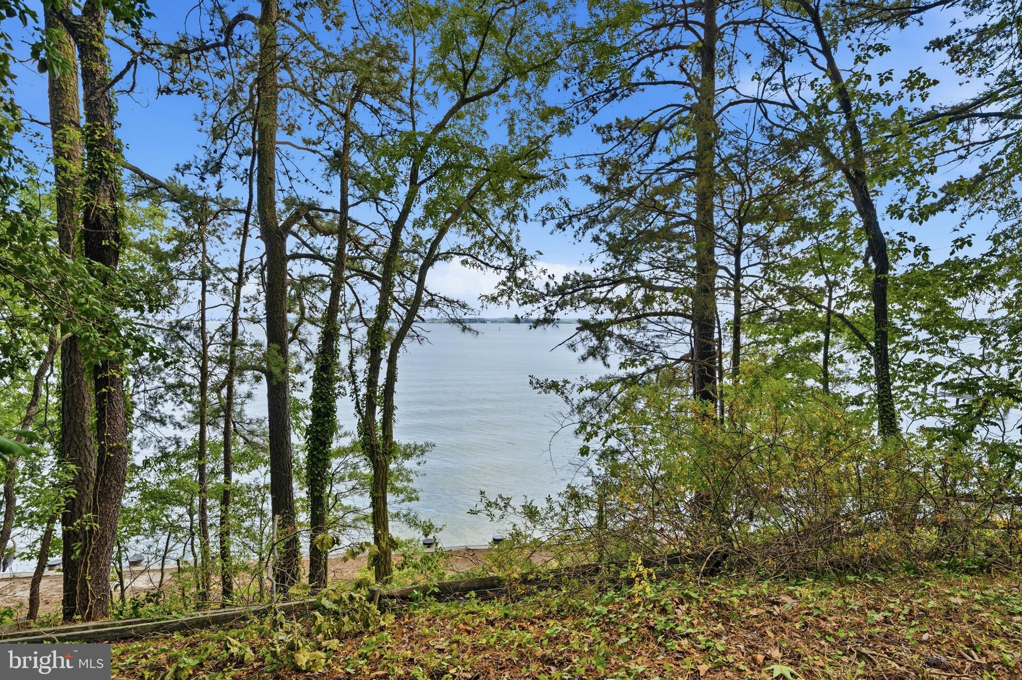 DRUM POINT - Residential