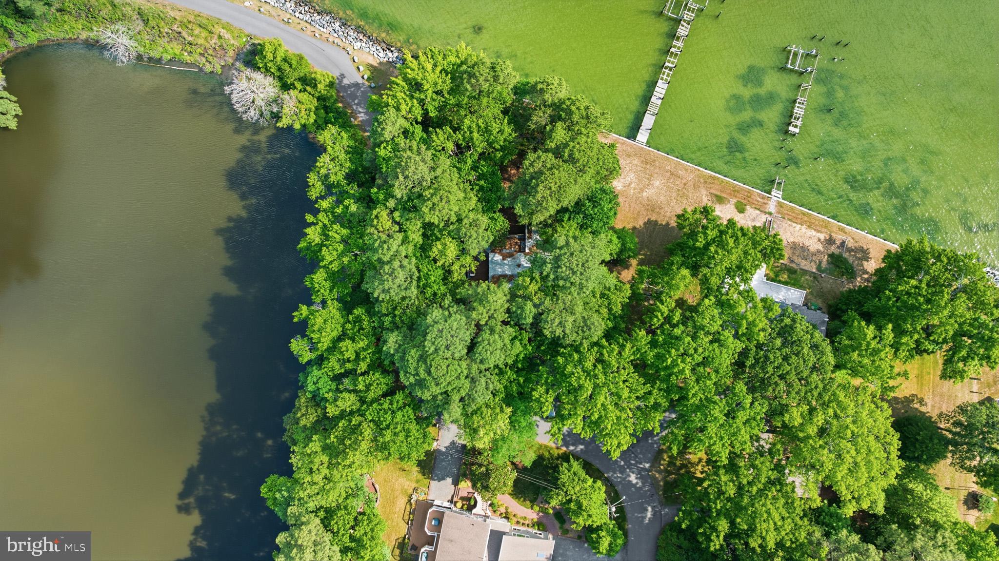 DRUM POINT - Residential