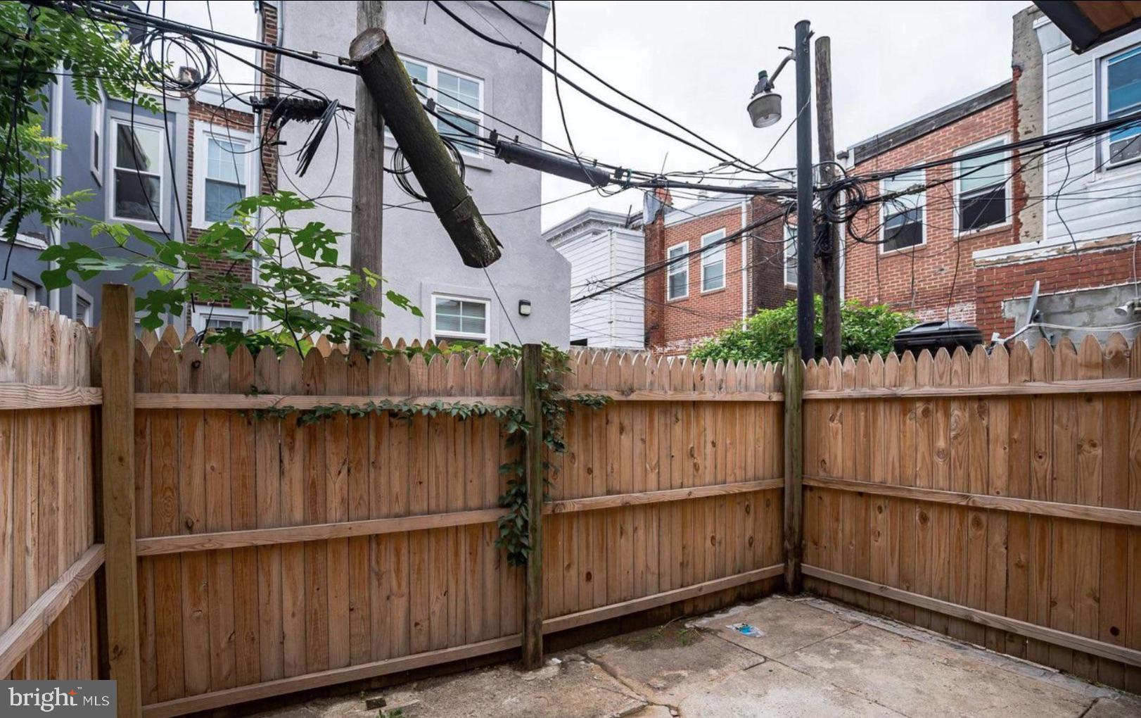 KENSINGTON - Residential