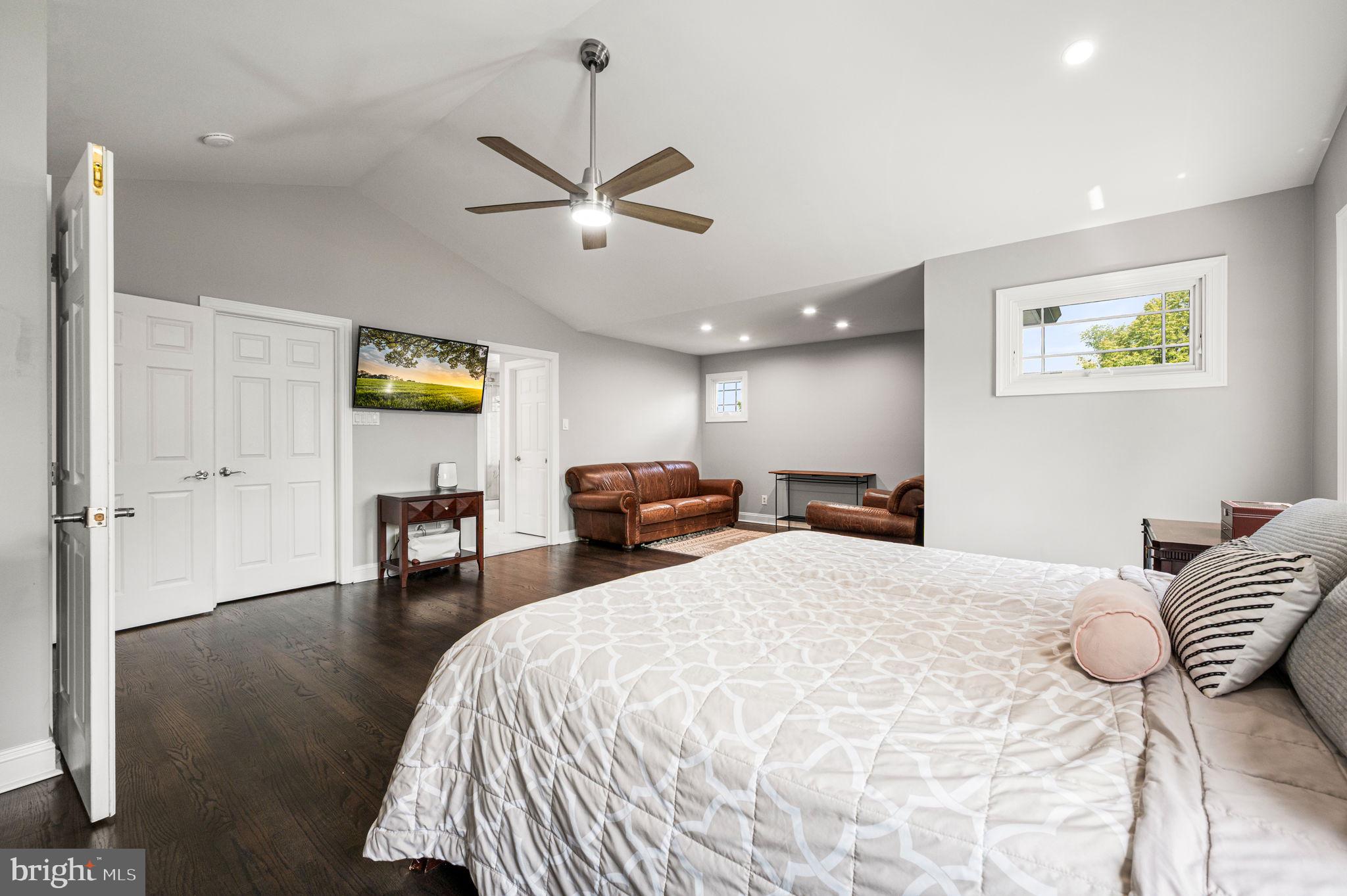 SARUM FARM - Residential