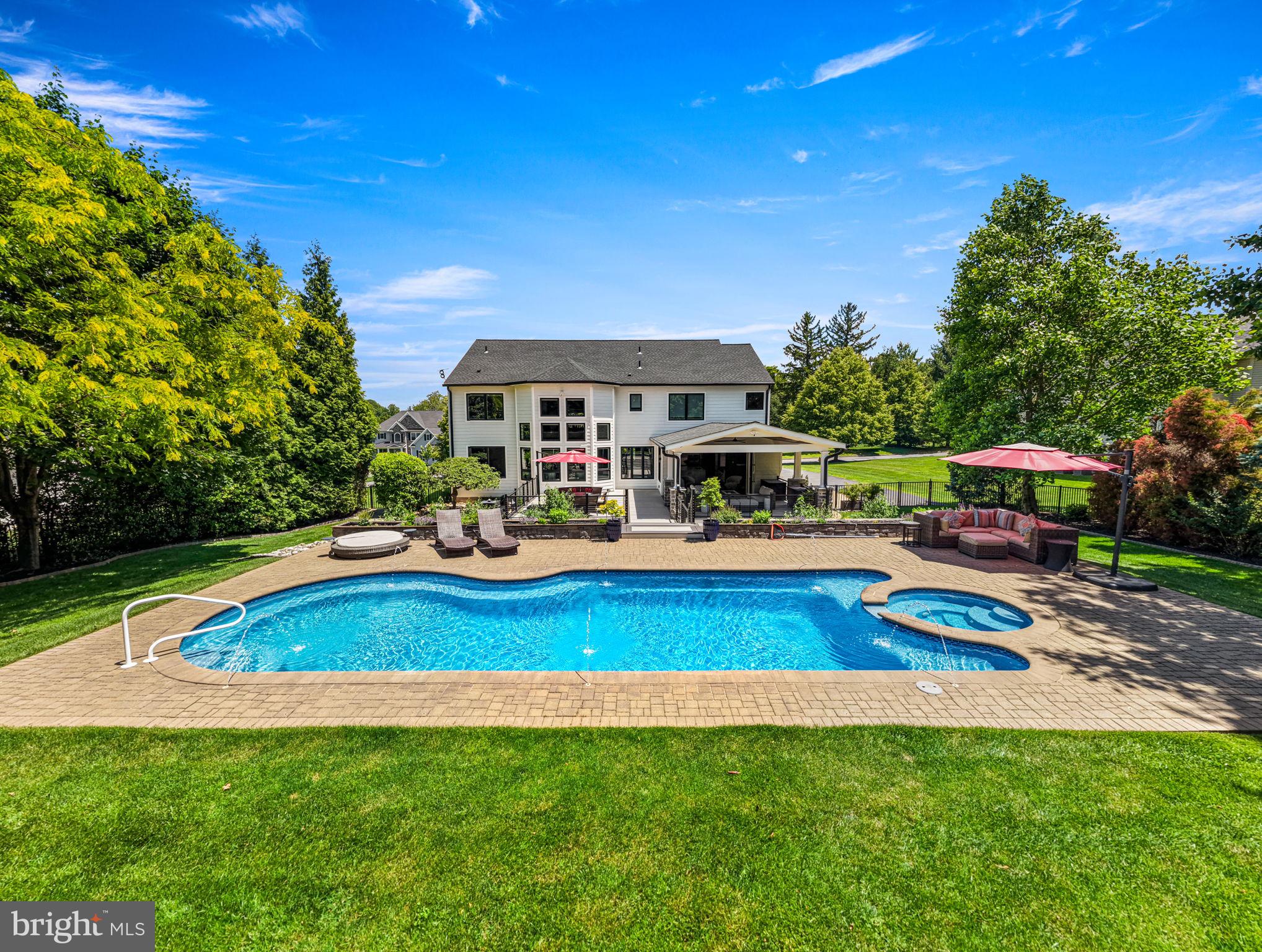 SARUM FARM - Residential