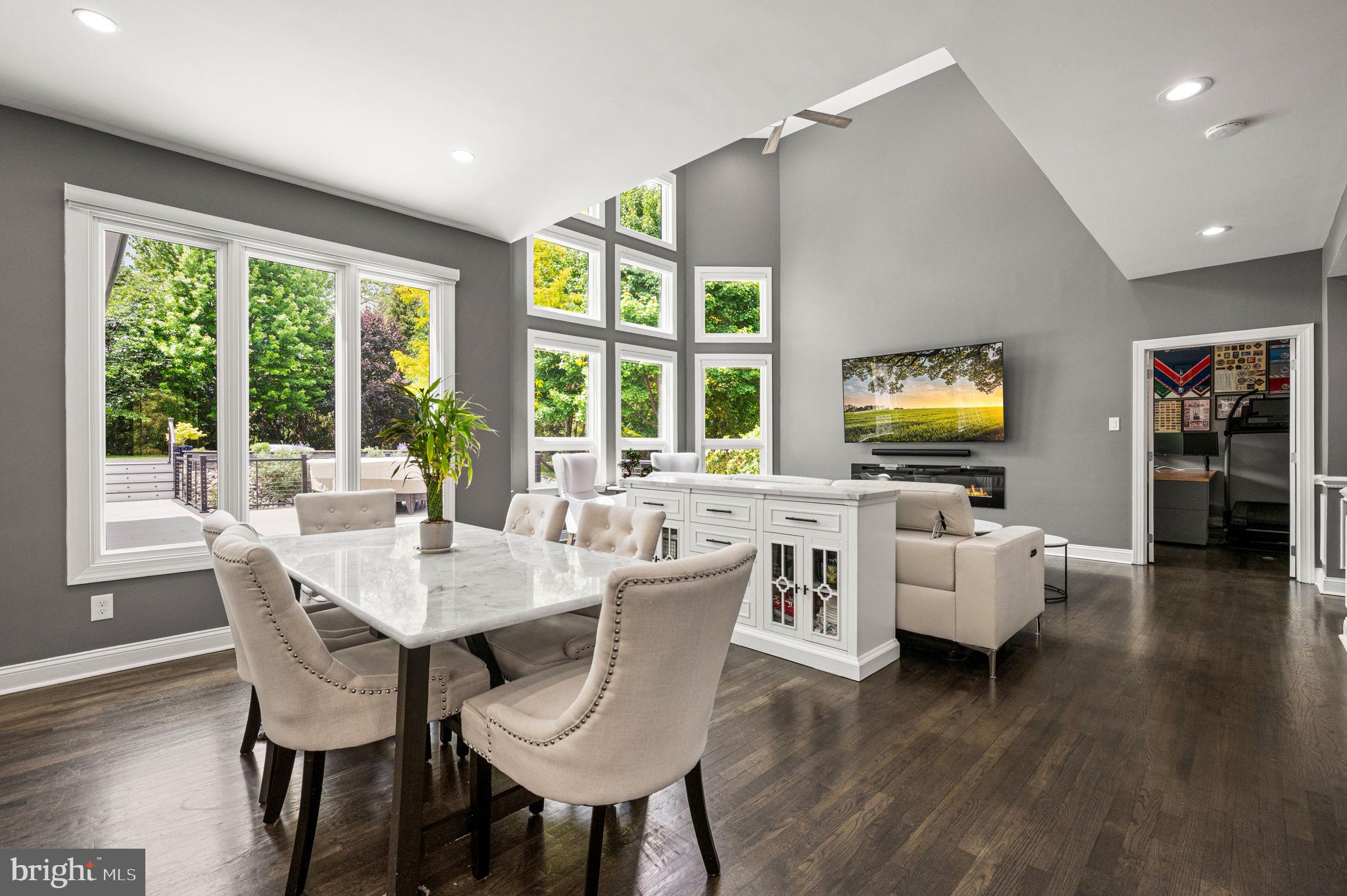 SARUM FARM - Residential
