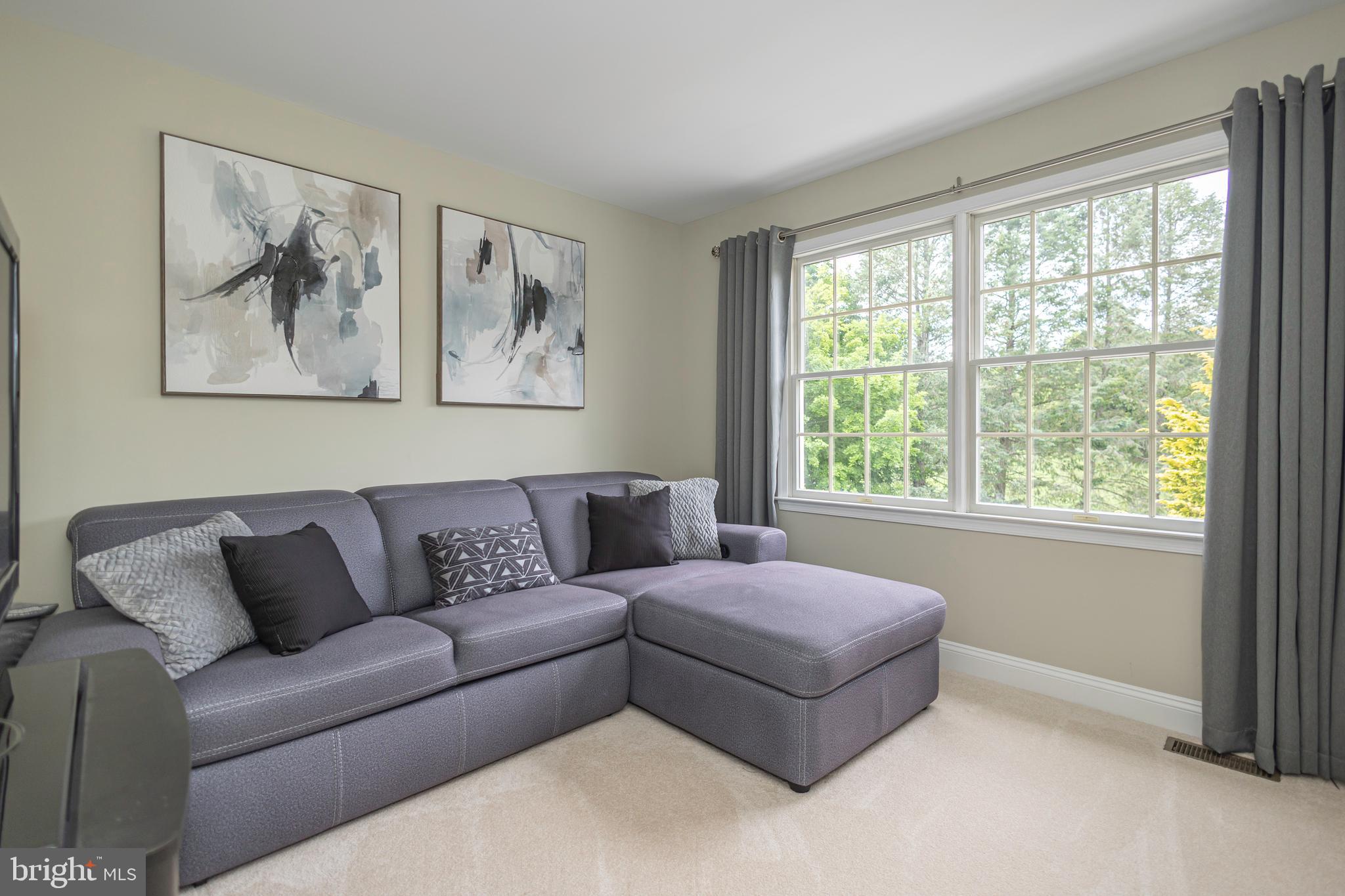DOLINGTON ESTATES - Residential