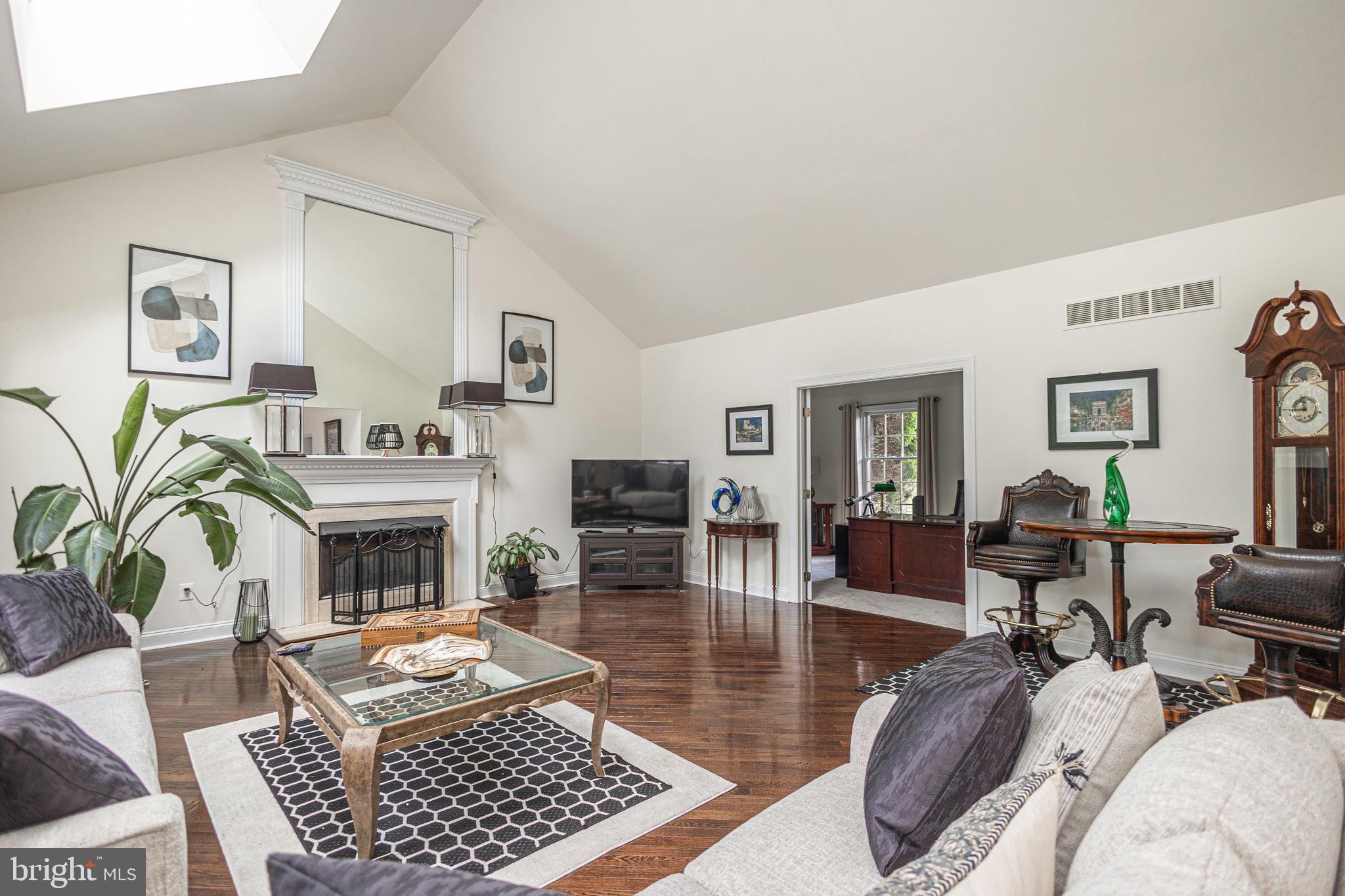 DOLINGTON ESTATES - Residential