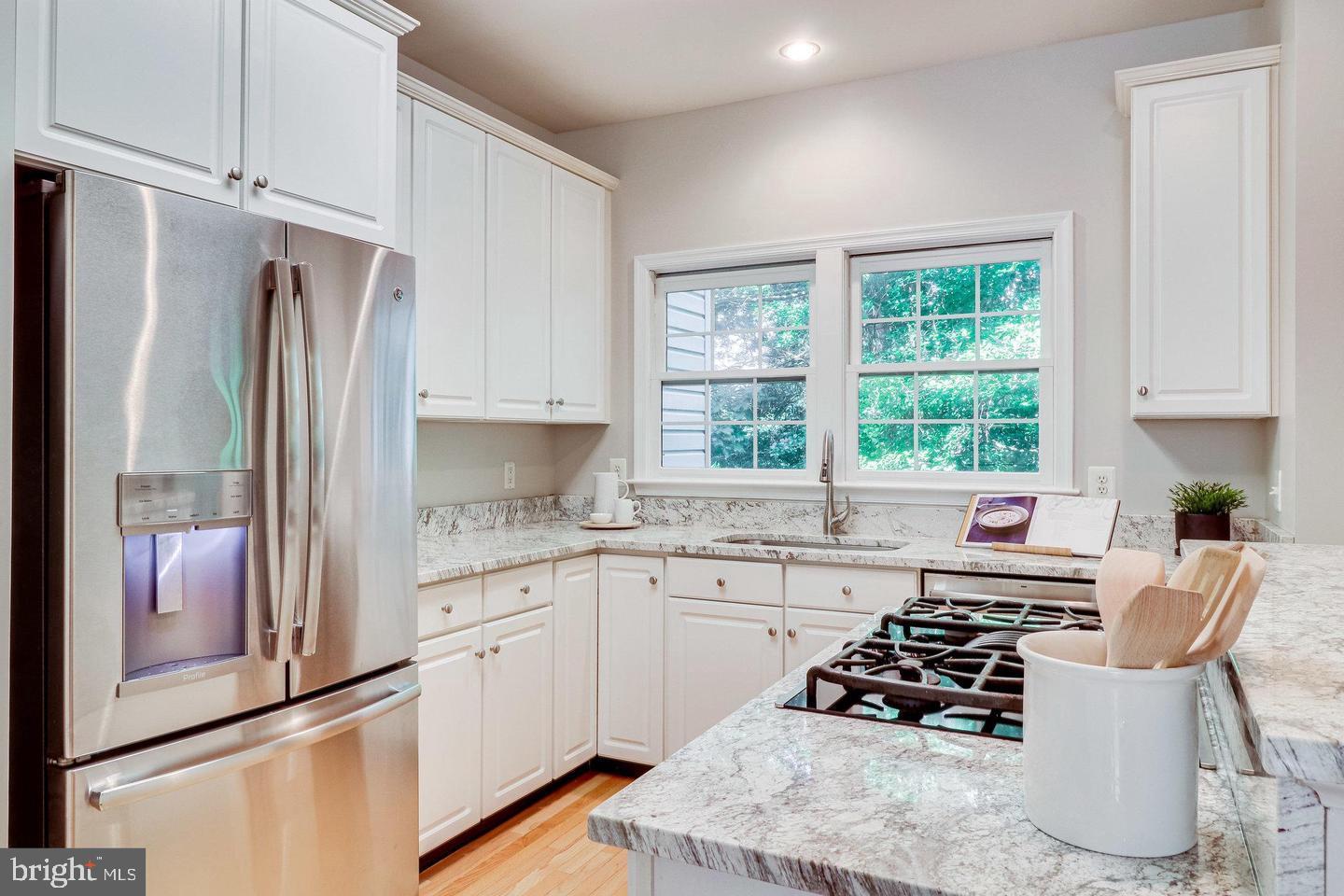 RANDOM HILLS LAND BAY - Residential Lease