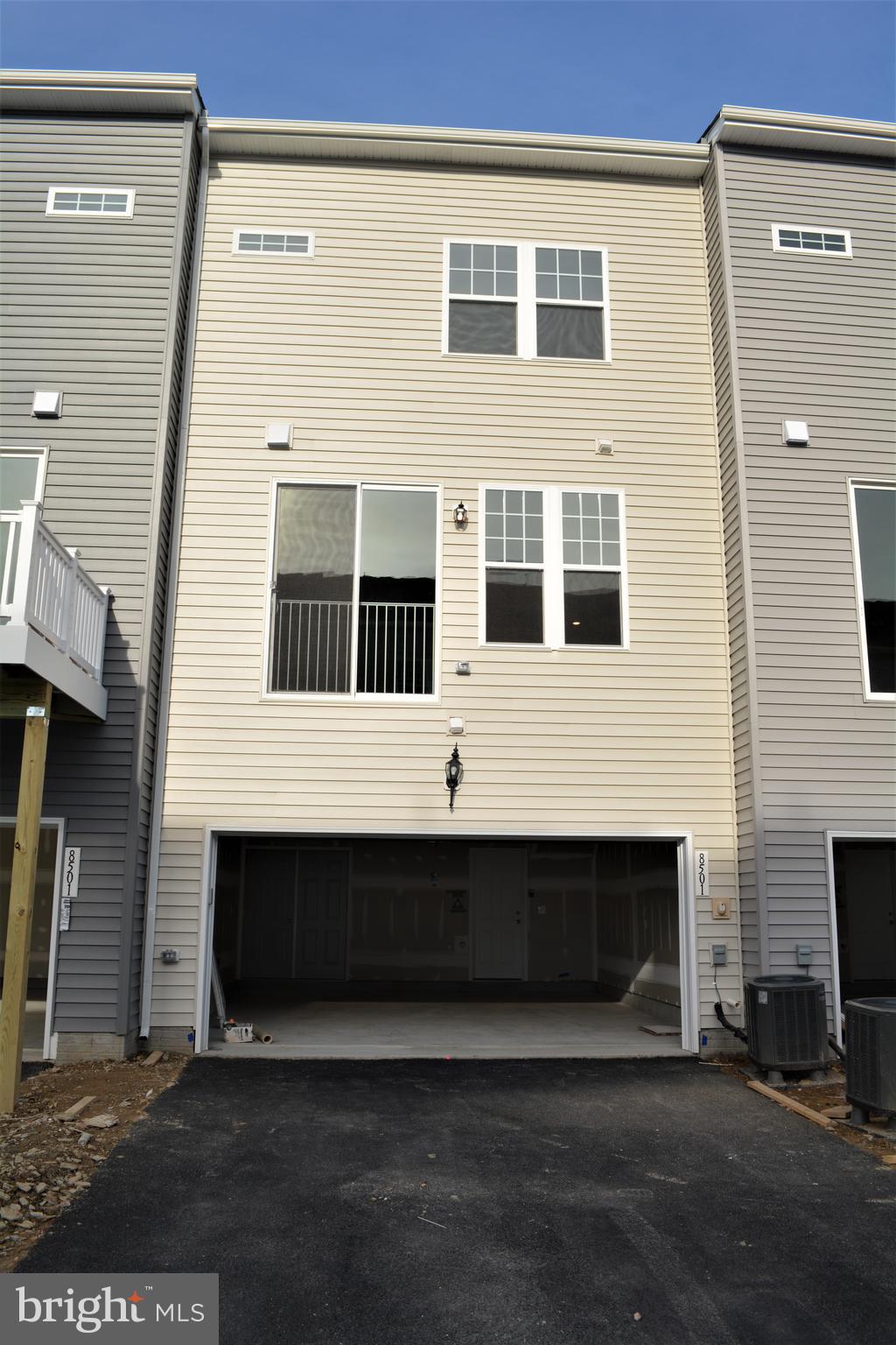 TALLYN RIDGE - Residential Lease