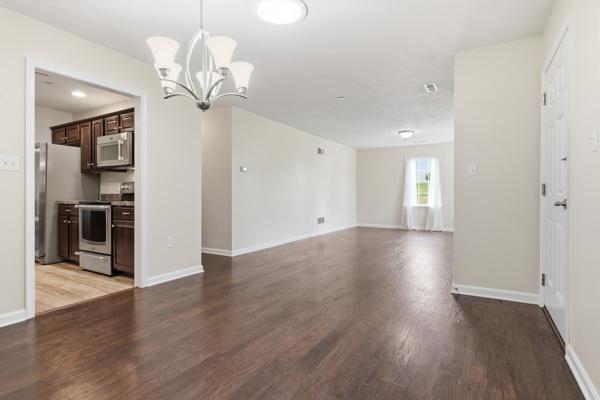 ROTH'S FARM VILLAGE - Residential