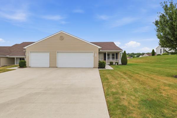 ROTH'S FARM VILLAGE - Residential
