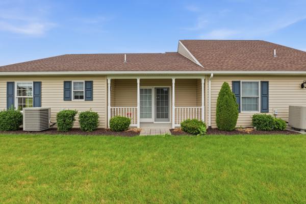 ROTH'S FARM VILLAGE - Residential