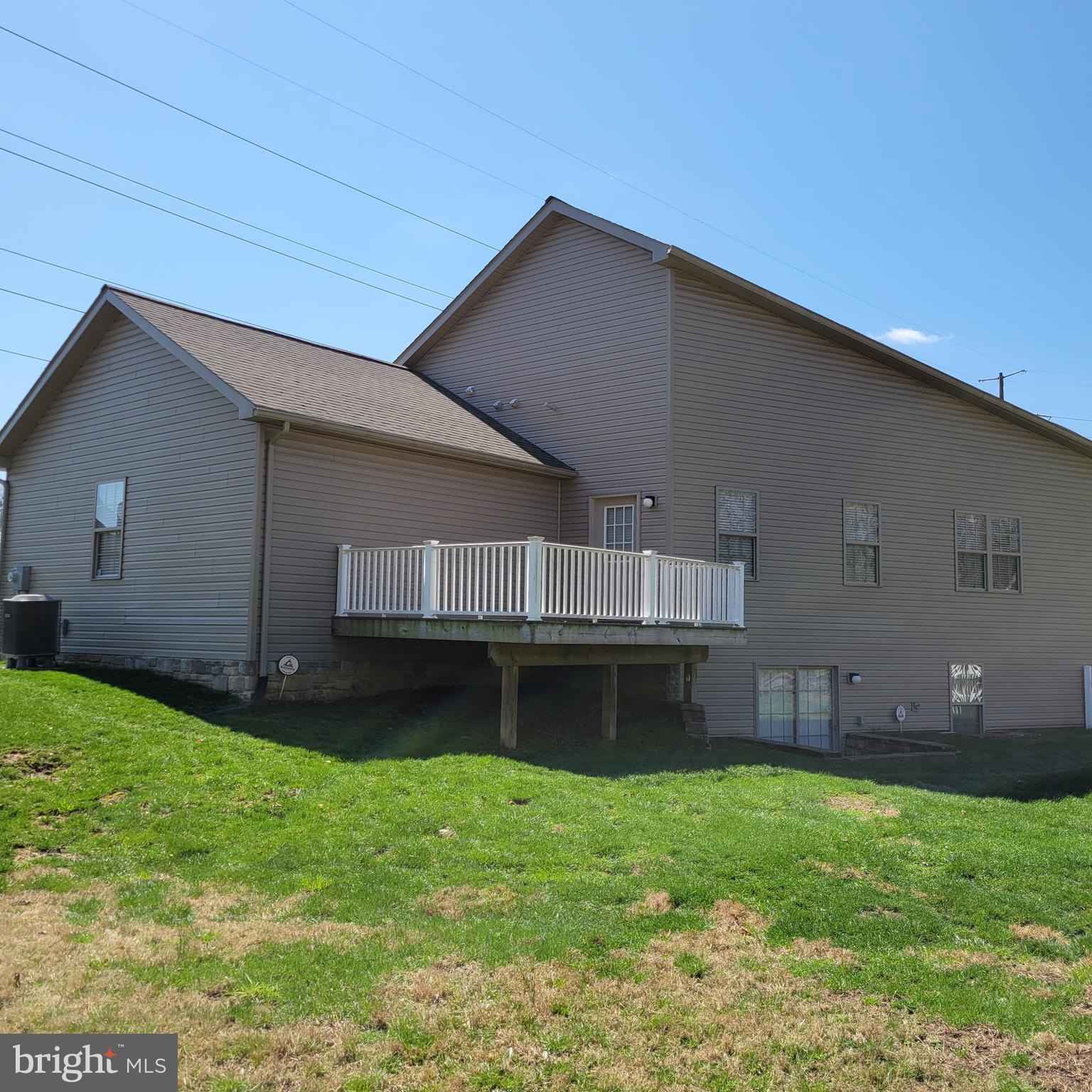 QUAIL RUN CONDOS - Residential