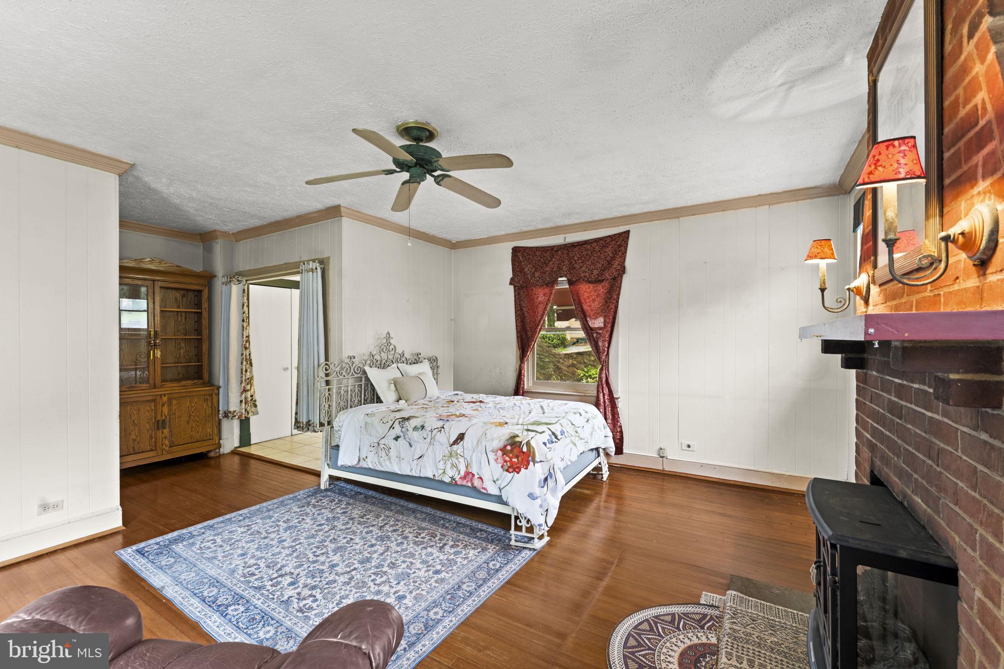 GAINES SUBD - Residential