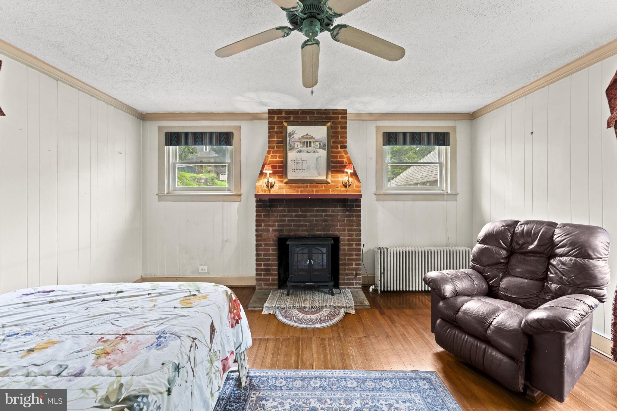 GAINES SUBD - Residential