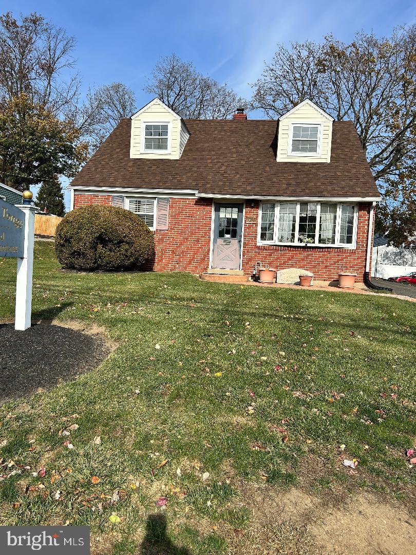 A great opportunity to purchase this professional office space located in the Brookhaven business district. Frontage 60' on busy Edgmont Avenue.  First Floor contains two individual offices, a reception room, kitchen and full bathroom.  Brookhaven Borough is a walkable community with sidewalks leading to the business district. This location is convenient to SEPTA bus route , Philadelphia International Airport, I-95, N.J. and DE.