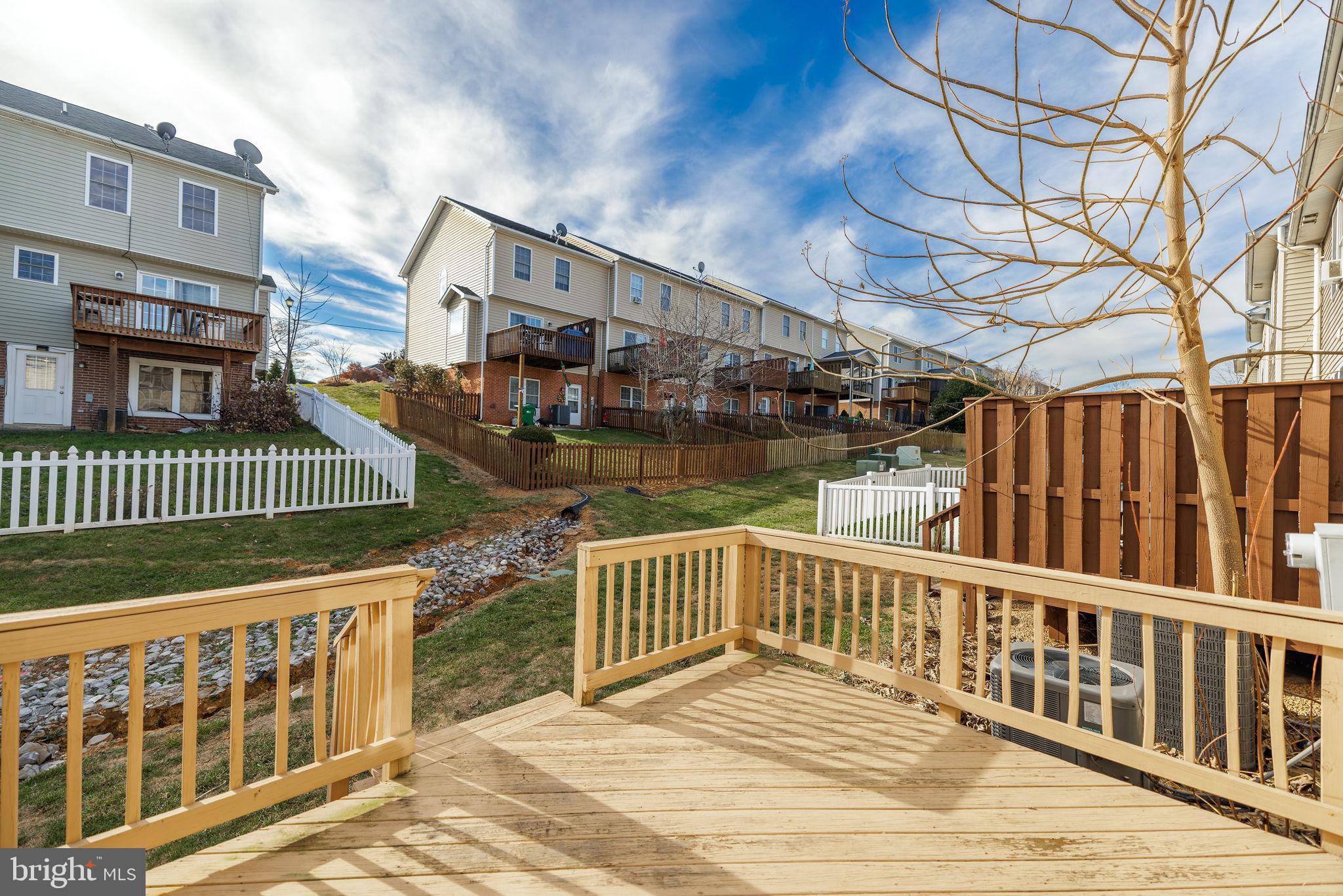 TAYLOR SPRINGS - Residential