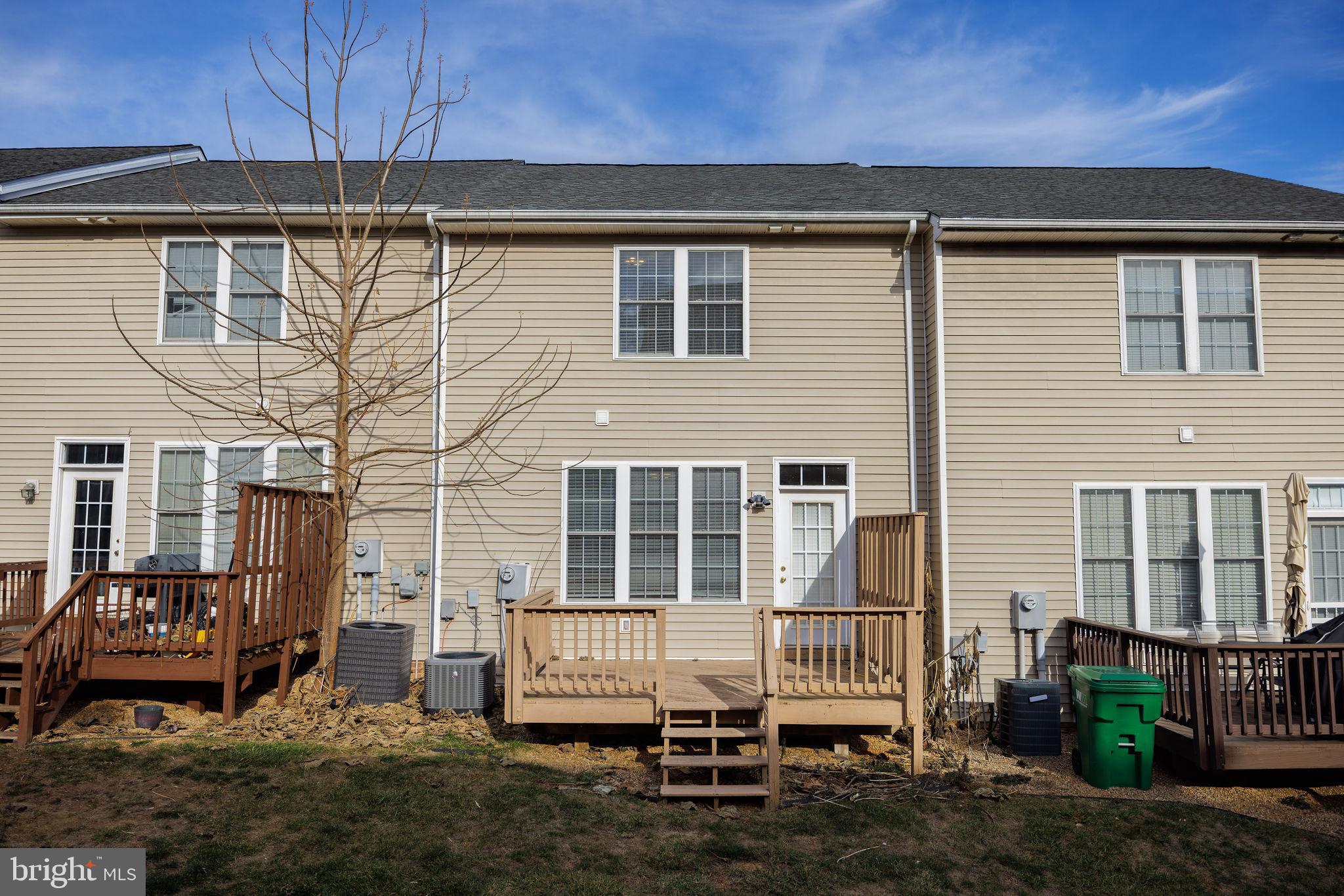 TAYLOR SPRINGS - Residential