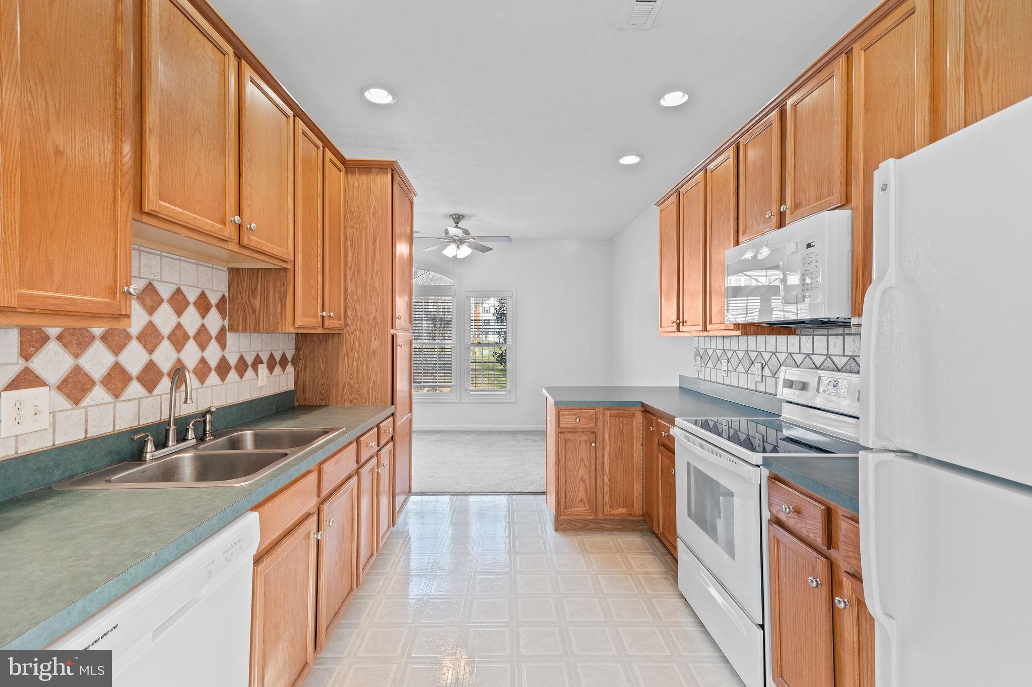 TAYLOR SPRINGS - Residential