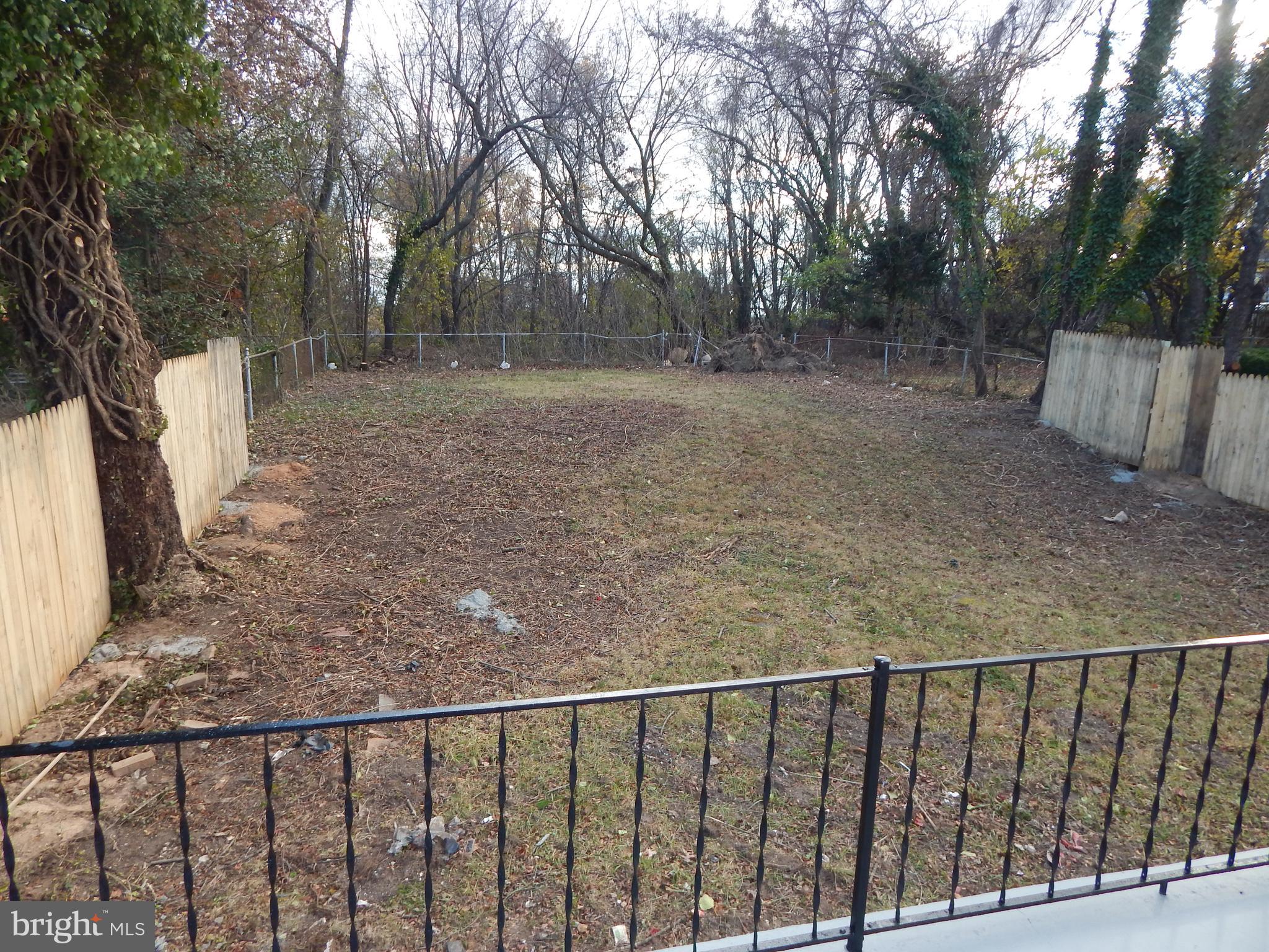 FRANKFORD - Residential Lease