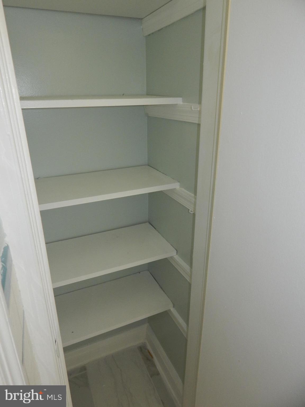 FRANKFORD - Residential Lease
