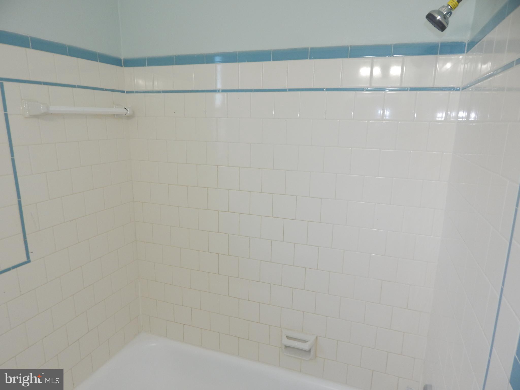 FRANKFORD - Residential Lease