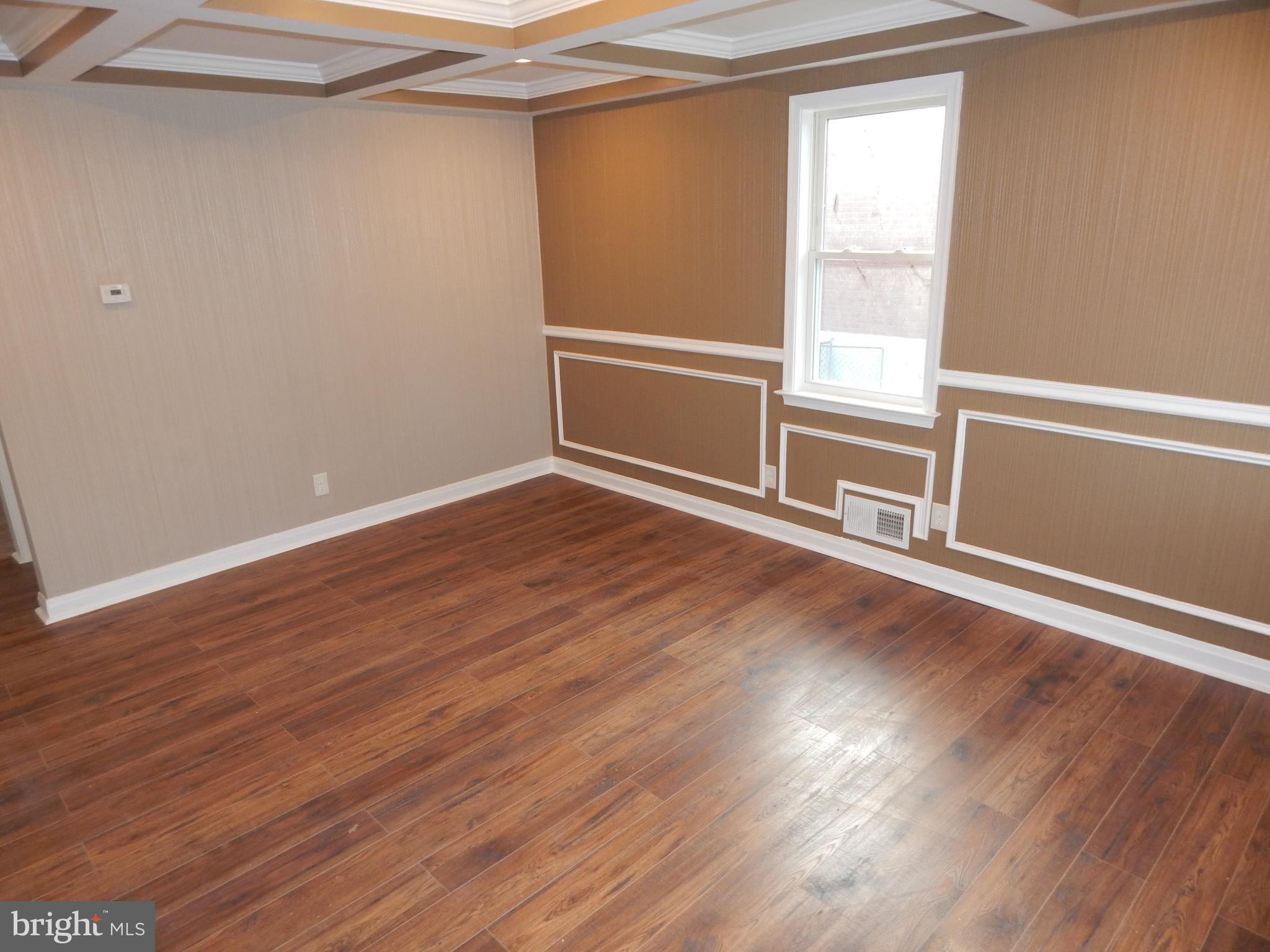 FRANKFORD - Residential Lease