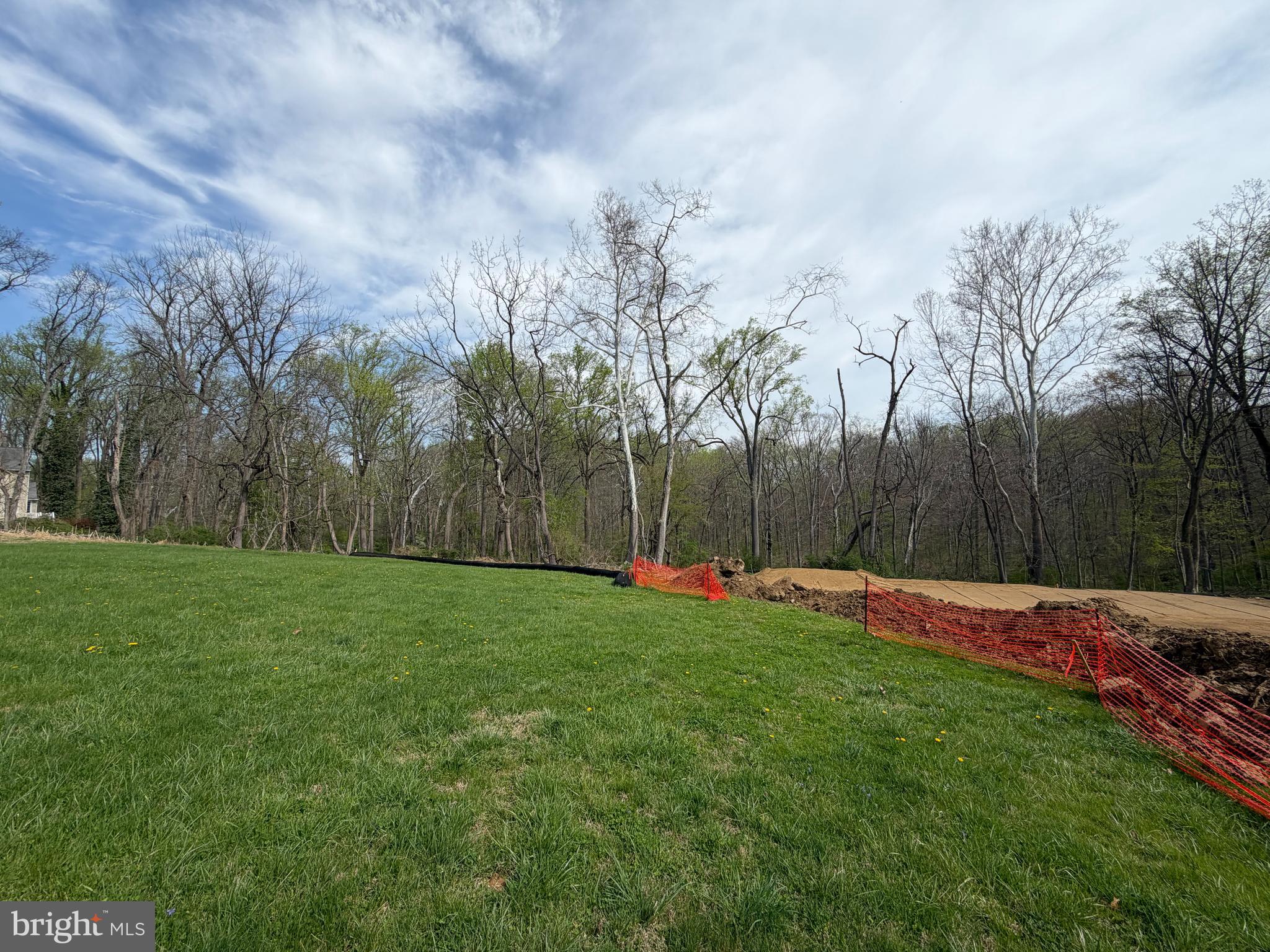 NEWTOWN SQ - Residential