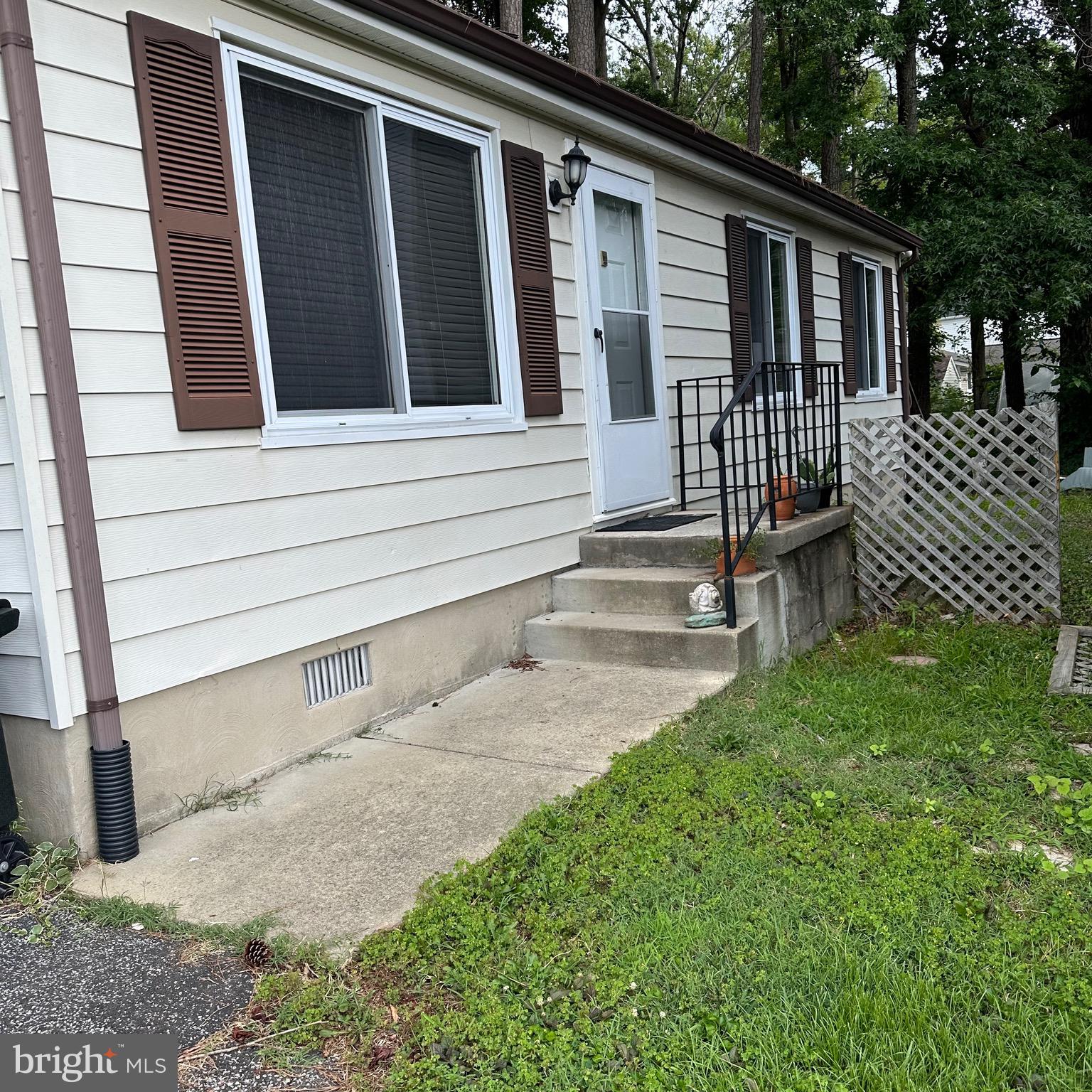 ROSE HAVEN - Residential Lease