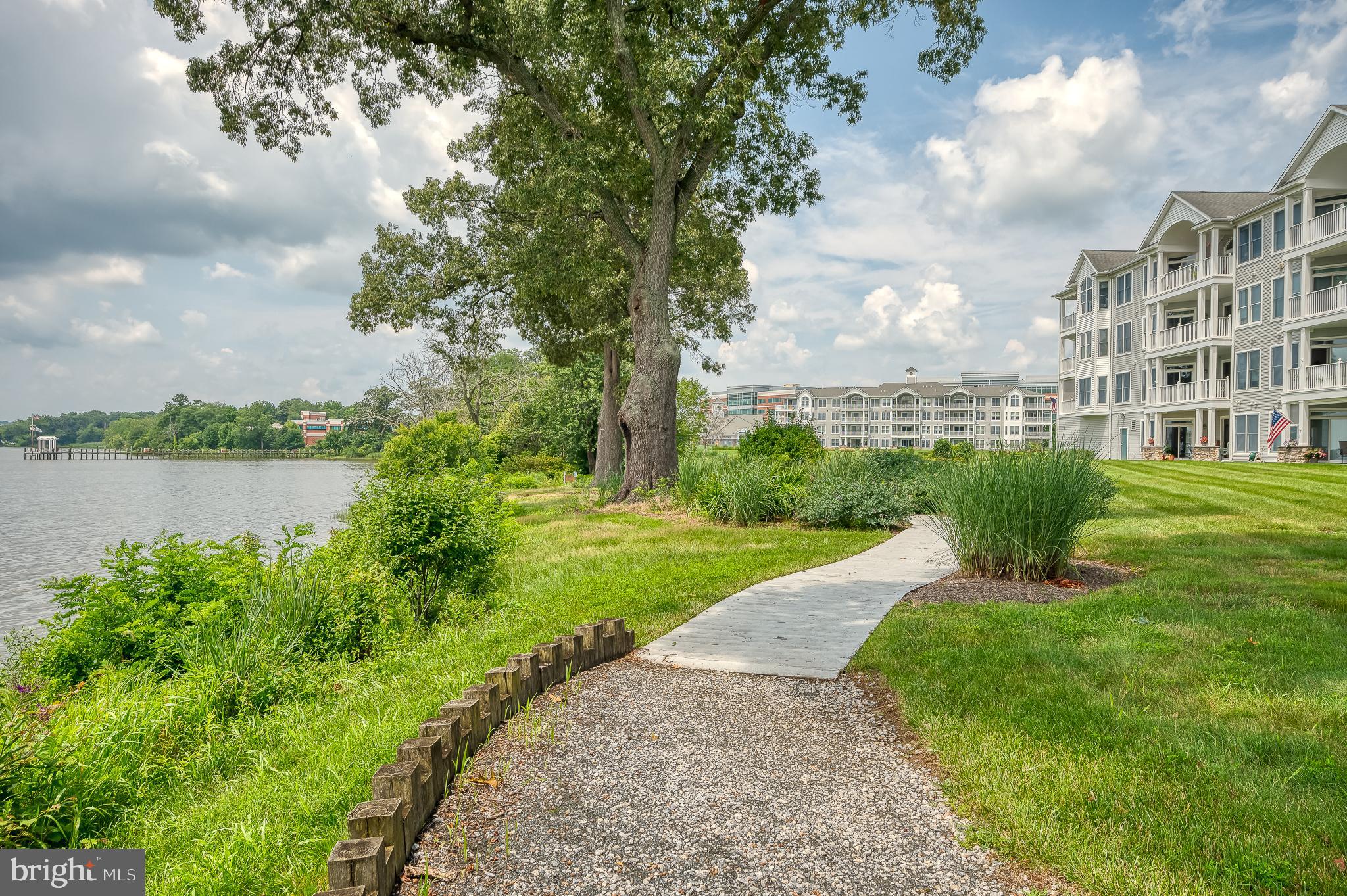 WATERS EDGE - Residential