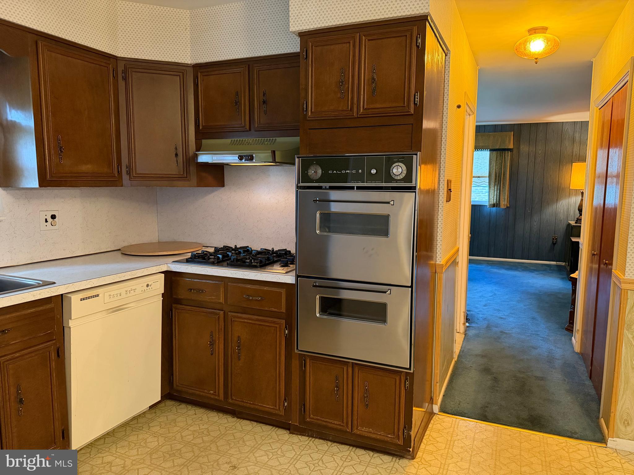 ARDSLEY - Residential