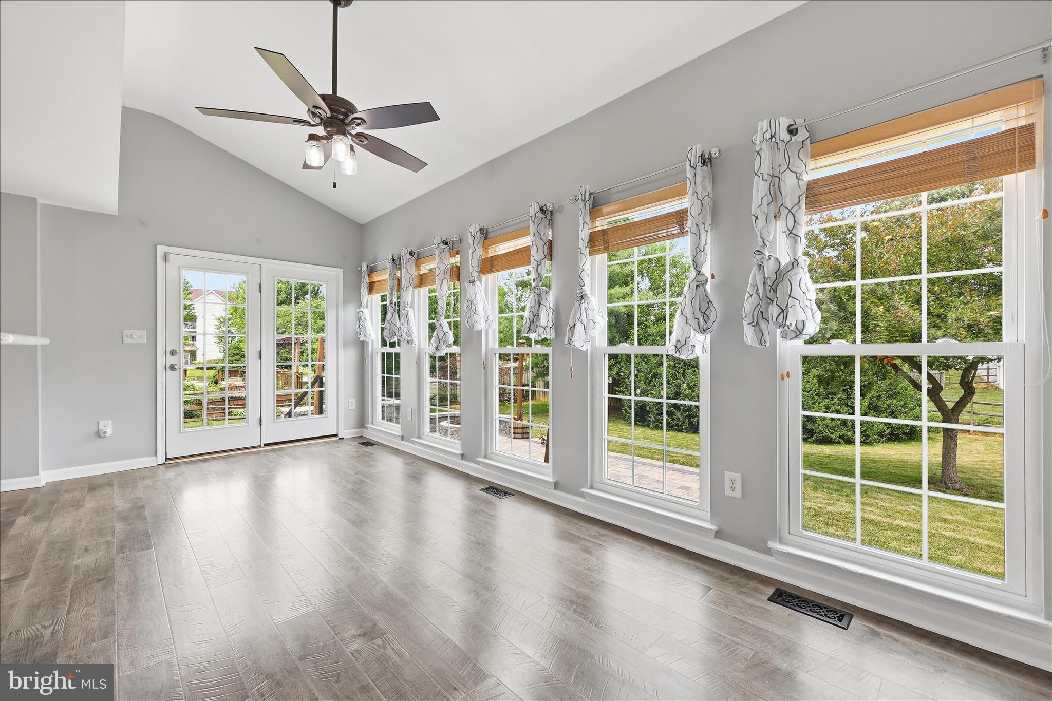 WELLINGTON TRACE - Residential