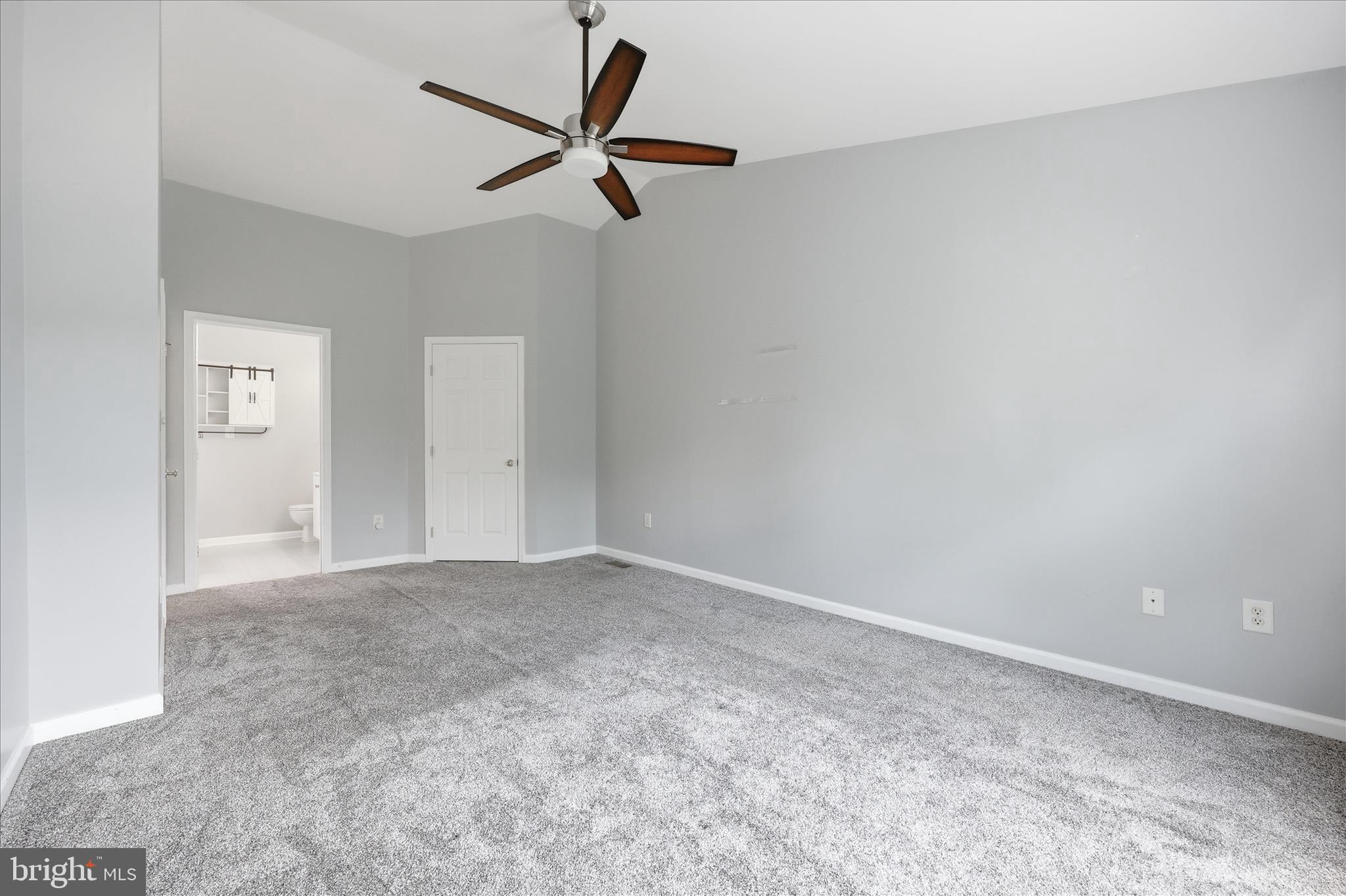 WELLINGTON TRACE - Residential