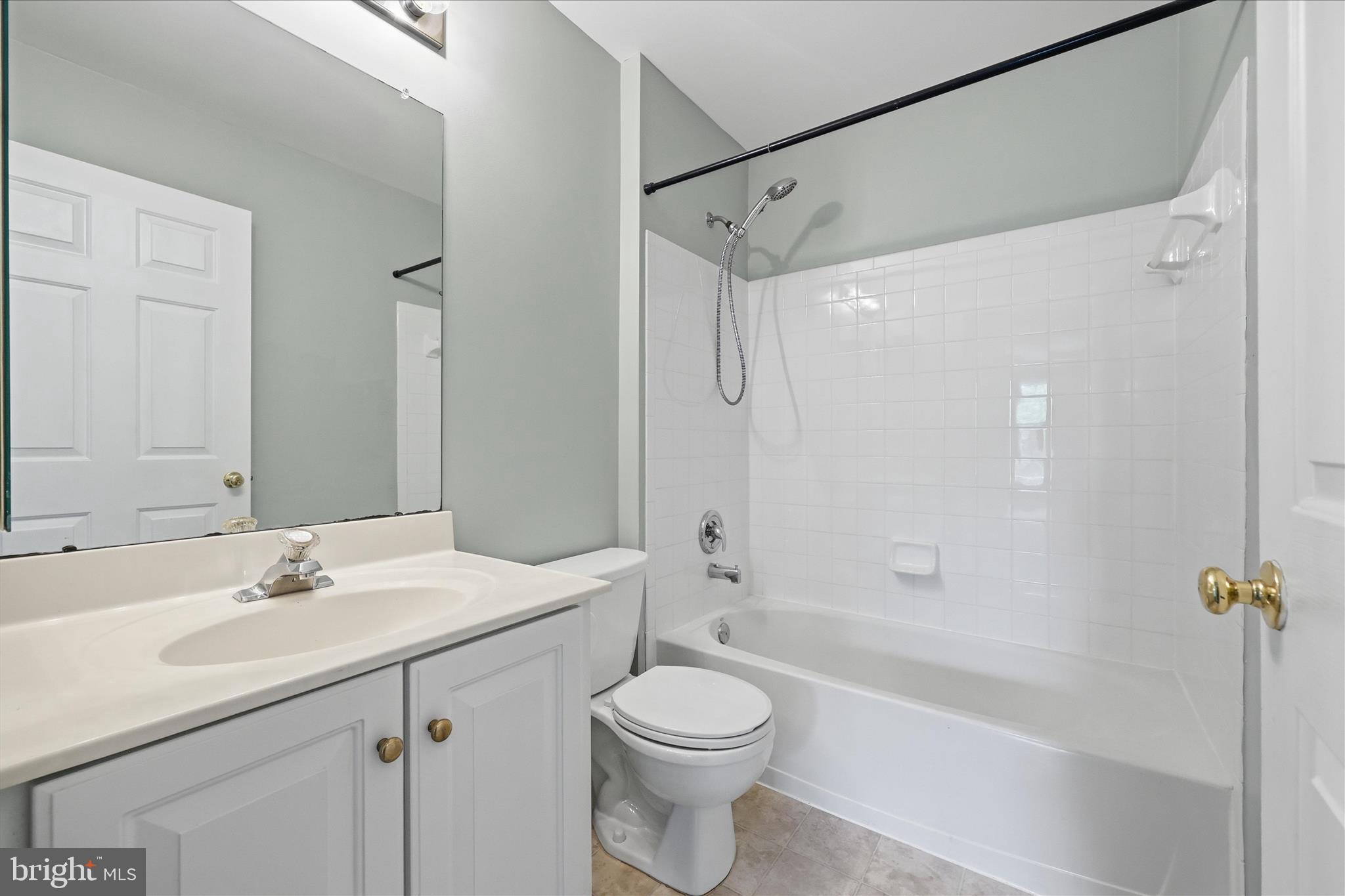 WELLINGTON TRACE - Residential
