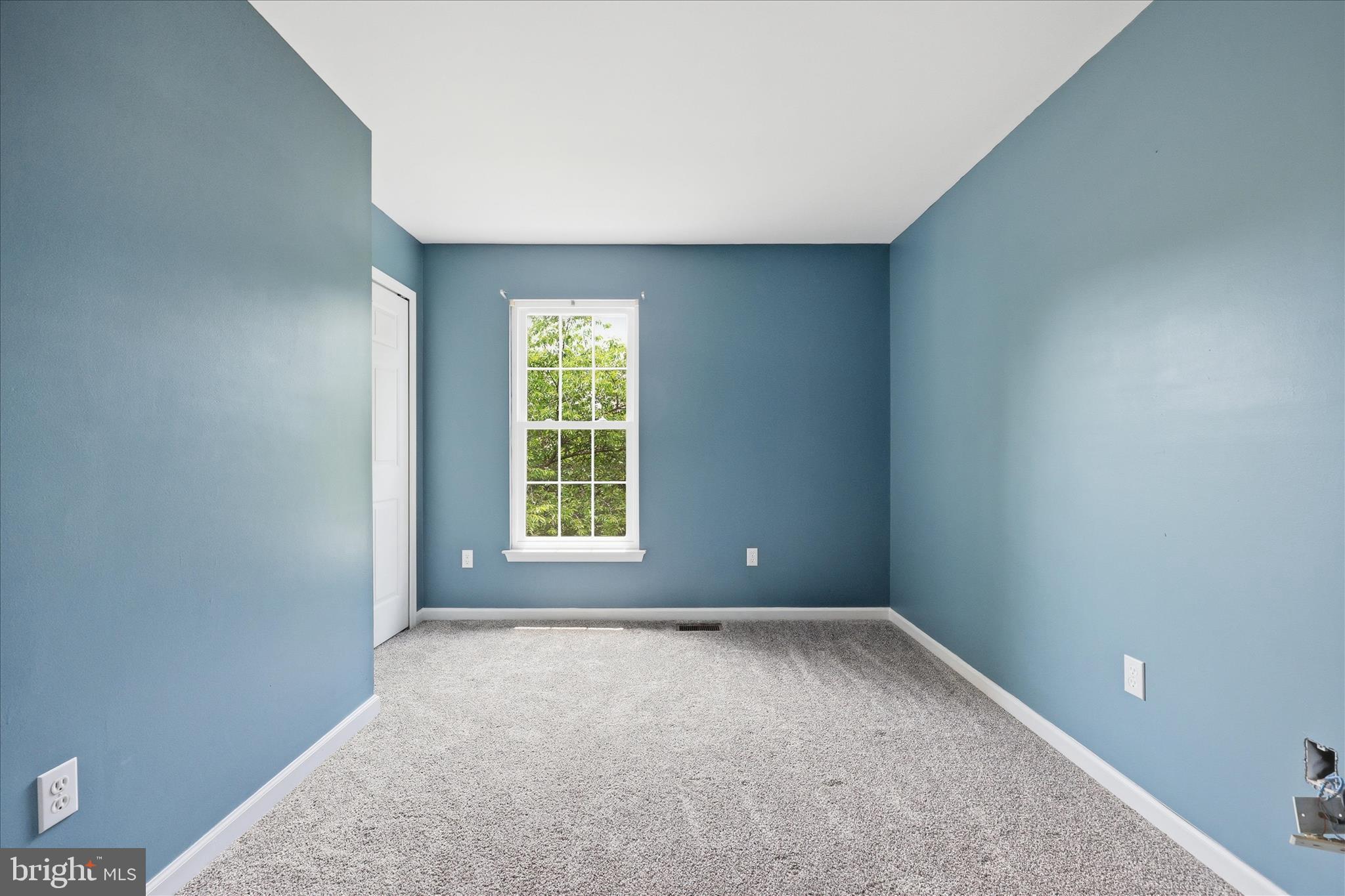 WELLINGTON TRACE - Residential
